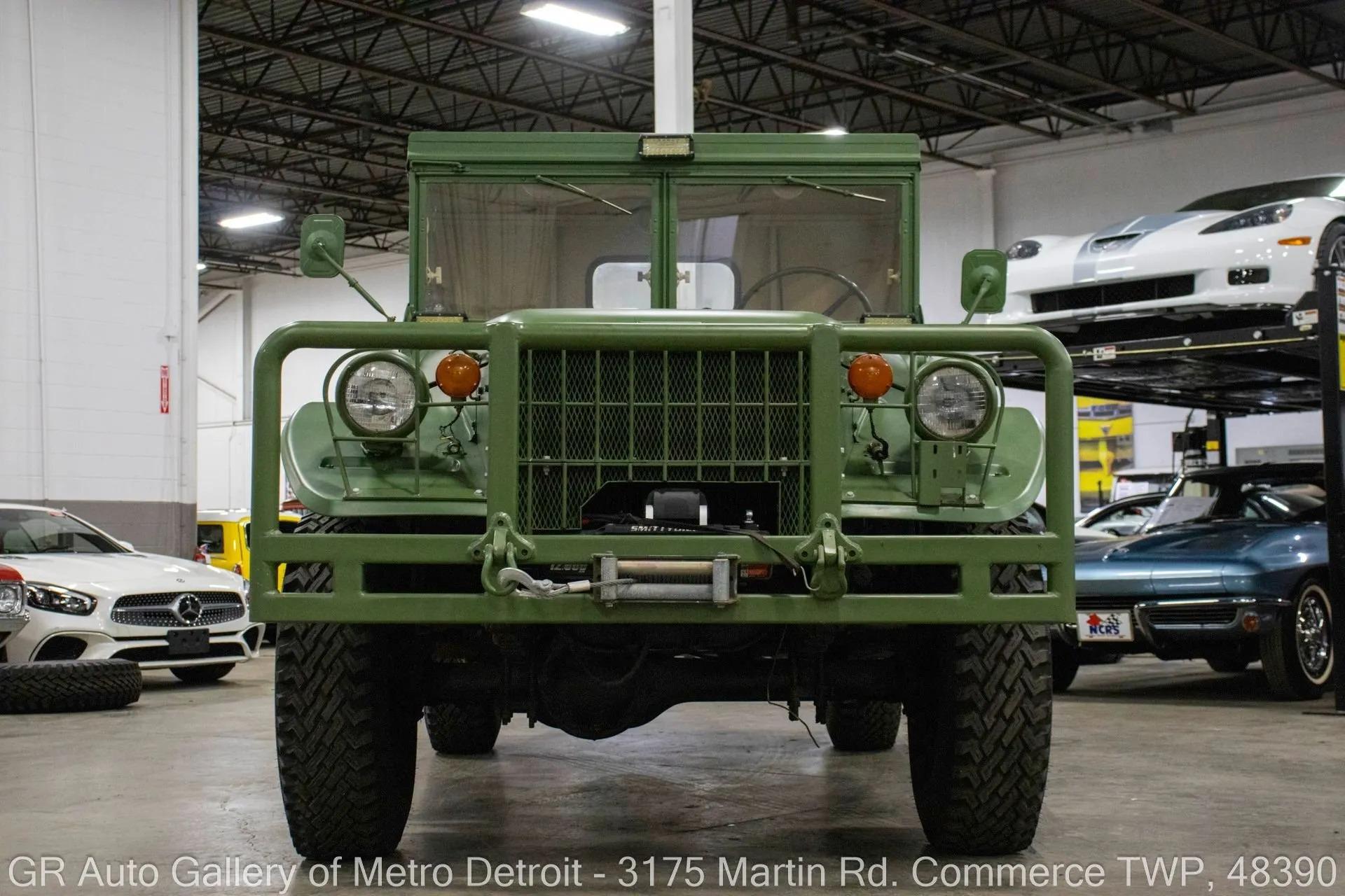 1963 Dodge M37