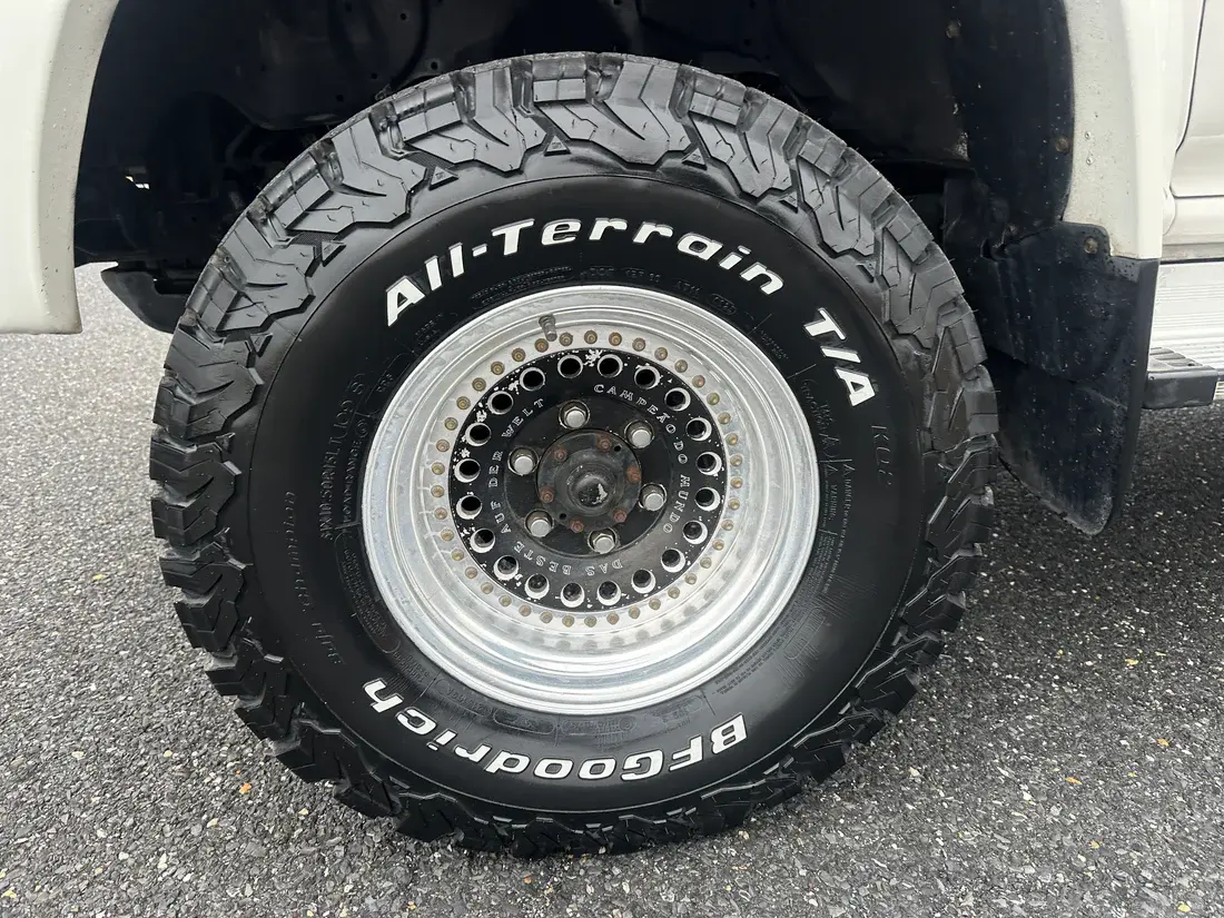 1995 Toyota Hilux Surf SSR-X Limited