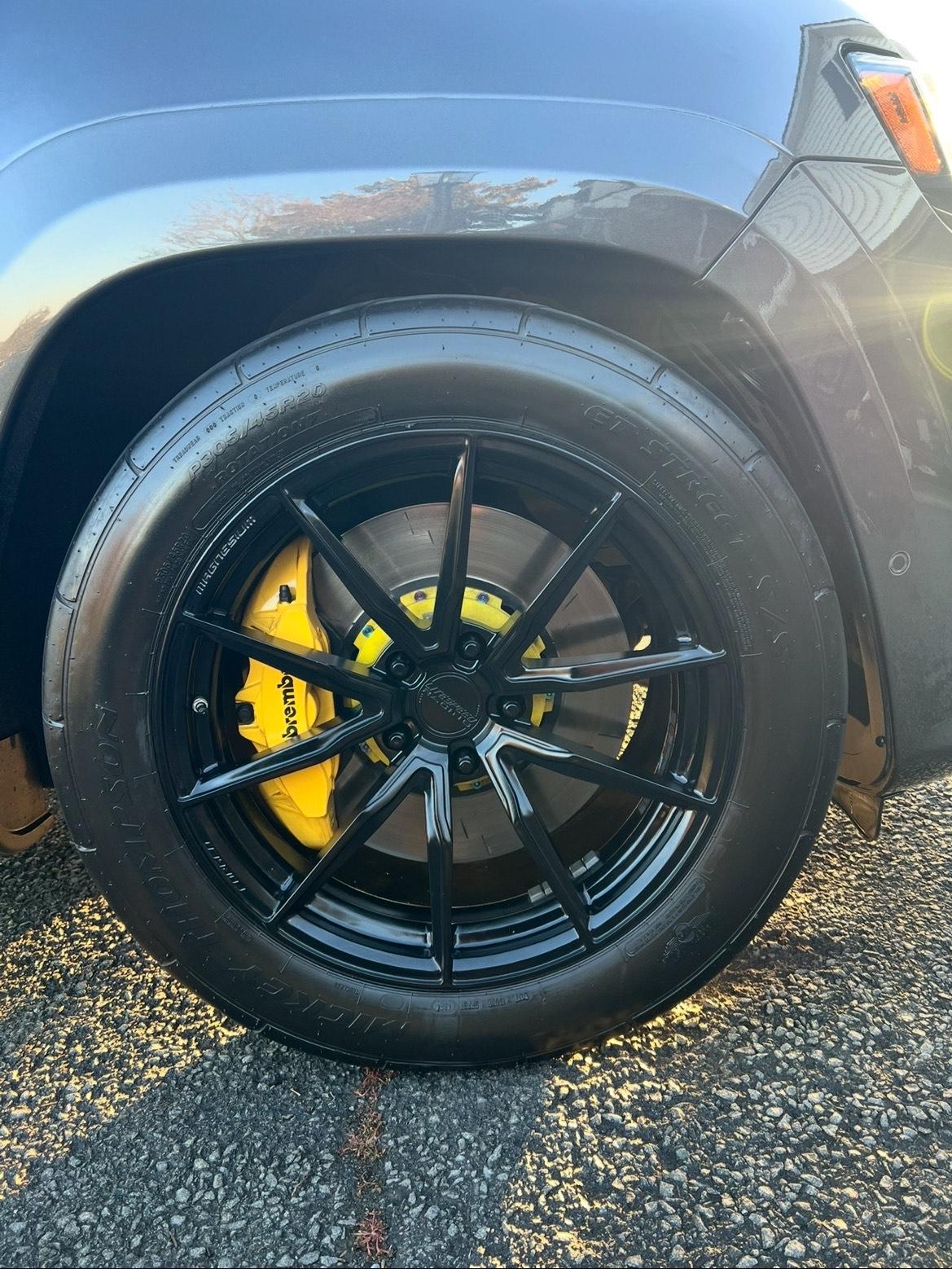 Supercharged 2018 Jeep Grand Cherokee Trackhawk 4×4