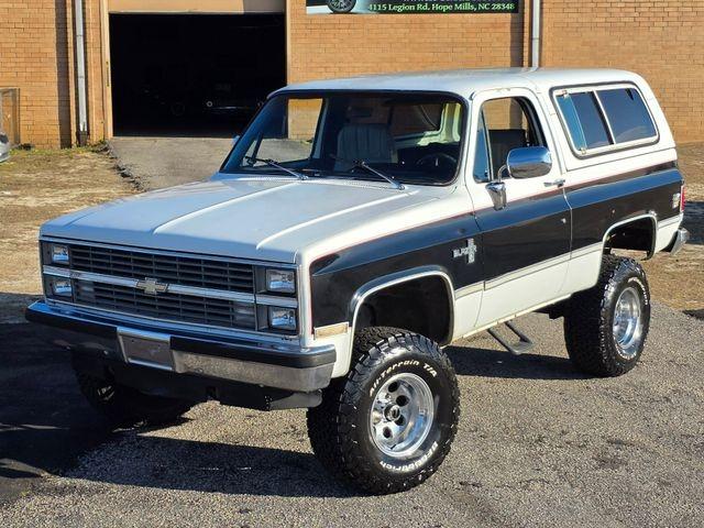1984 Chevrolet Blazer Silverado - 3