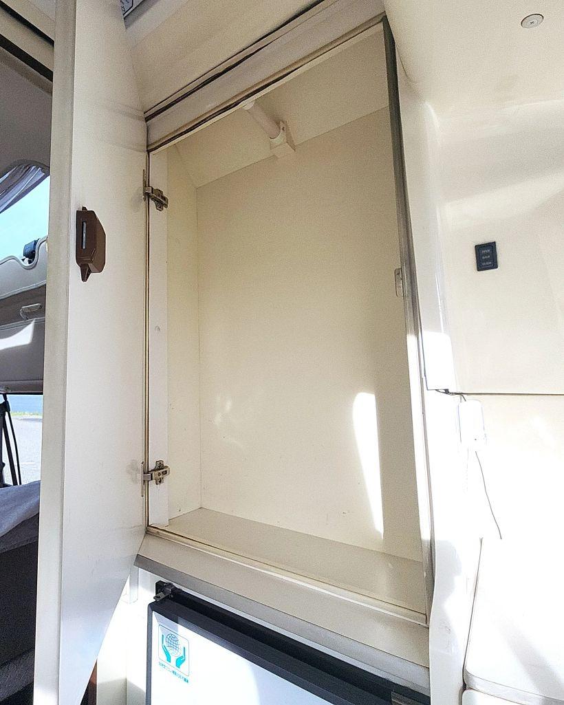 1998 Toyota HiAce Cruising Cabin