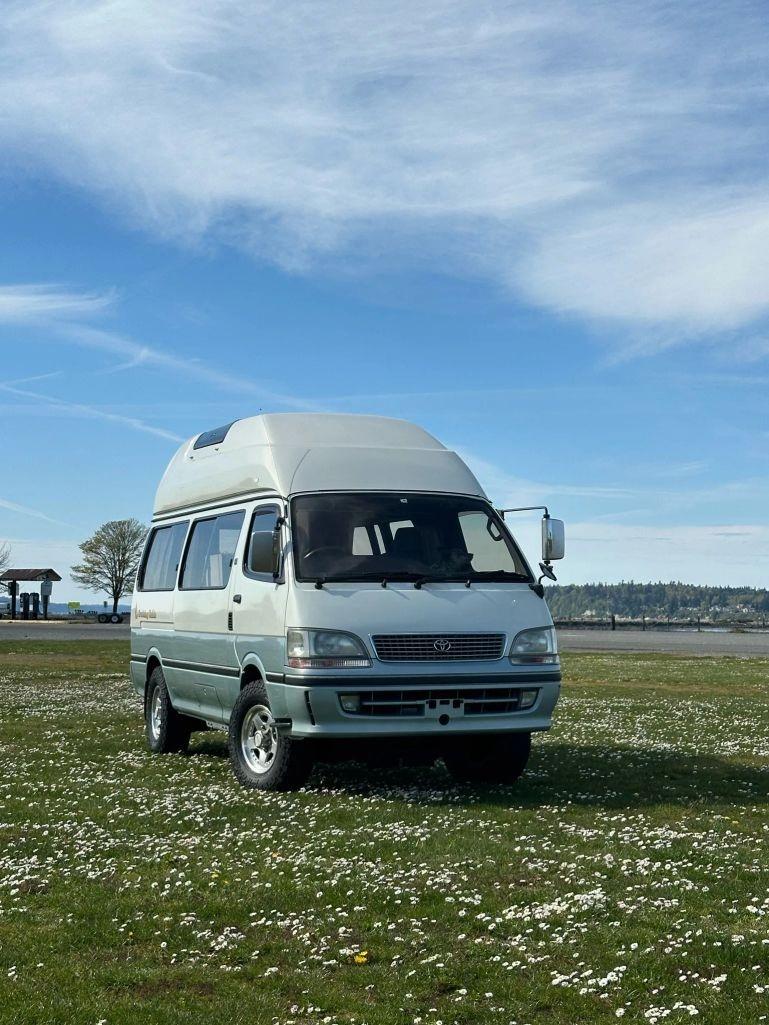 1998 Toyota HiAce Cruising Cabin