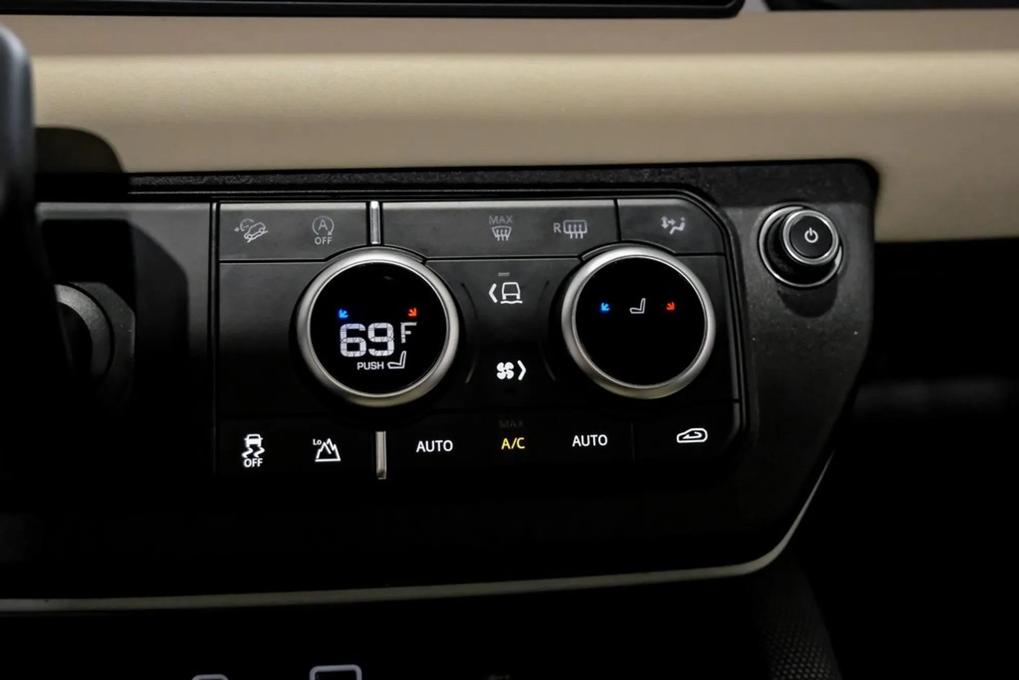 2022 Land Rover Defender 90 X-Dynamic S