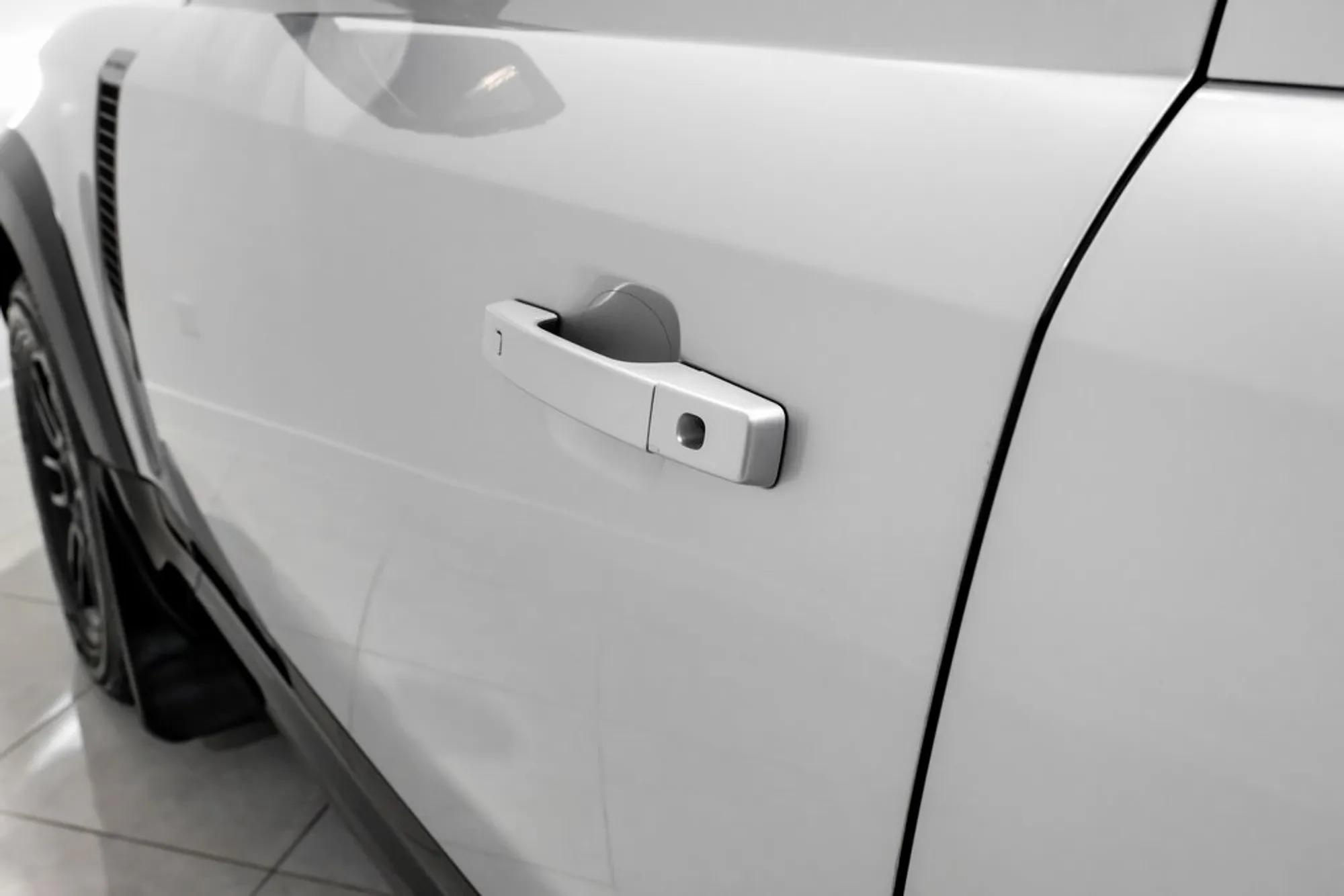 2022 Land Rover Defender 90 X-Dynamic S