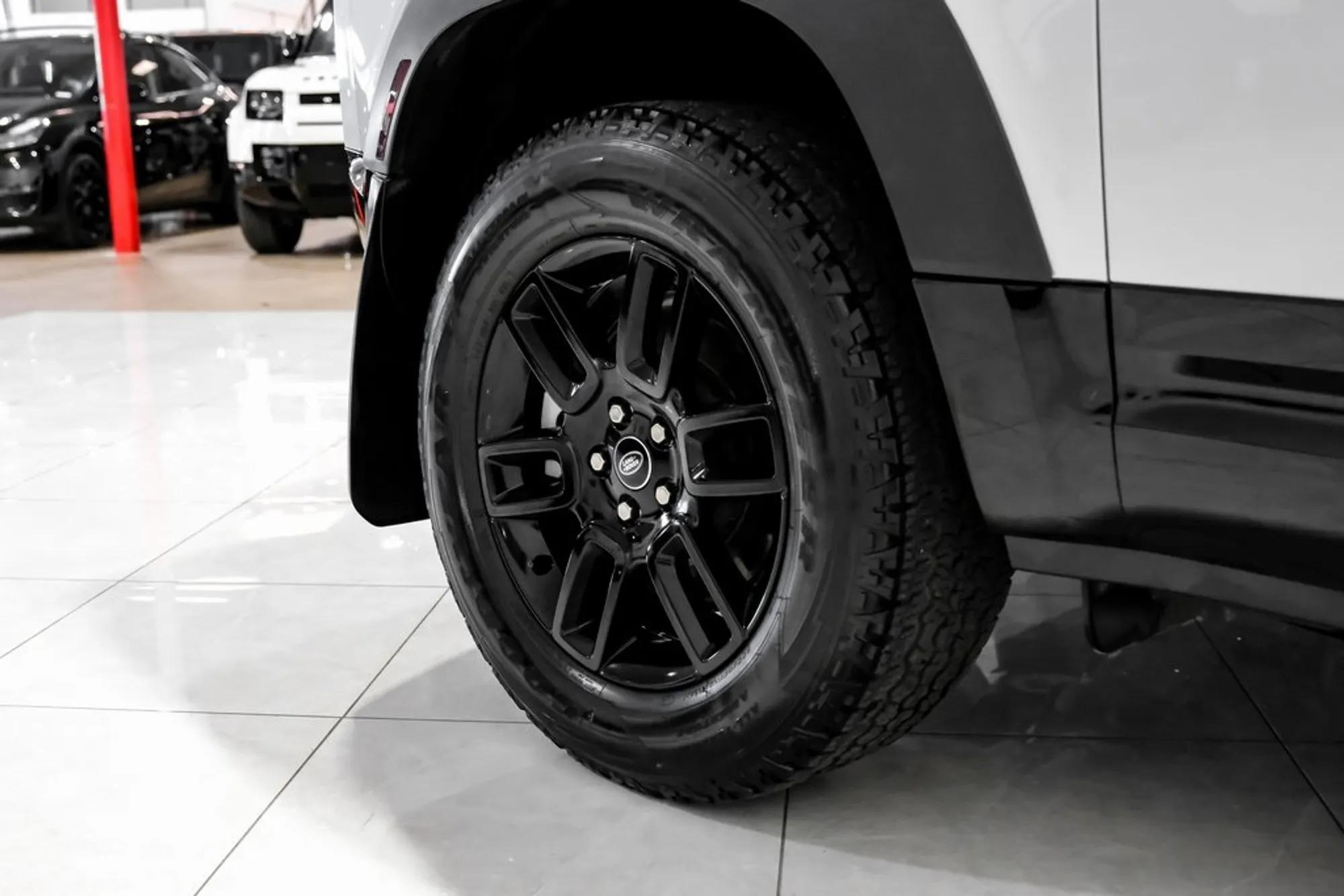 2022 Land Rover Defender 90 X-Dynamic S