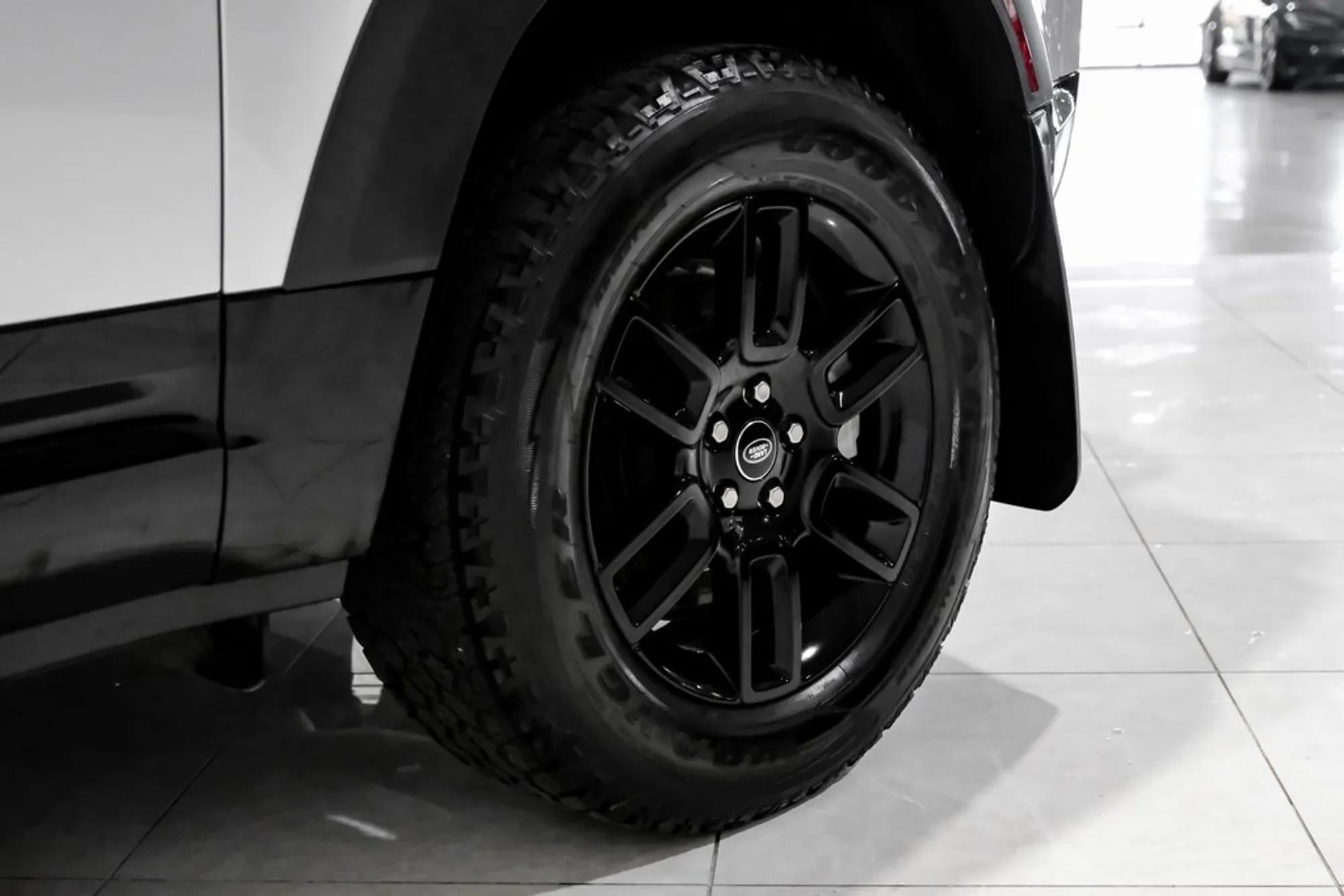 2022 Land Rover Defender 90 X-Dynamic S