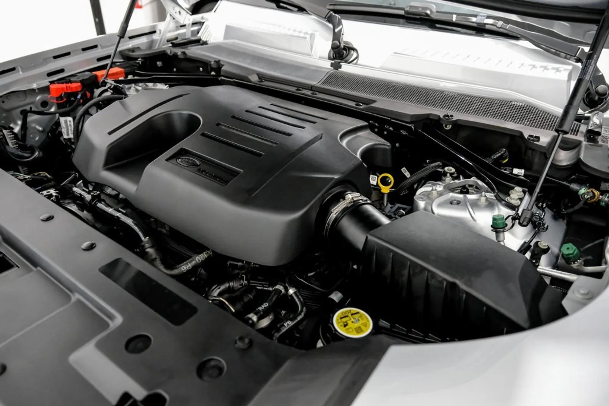 2022 Land Rover Defender 90 X-Dynamic S