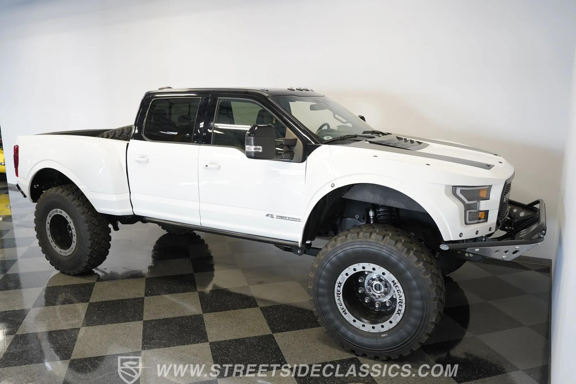 2022 Ford F-250 MegaRexx MegaRaptor