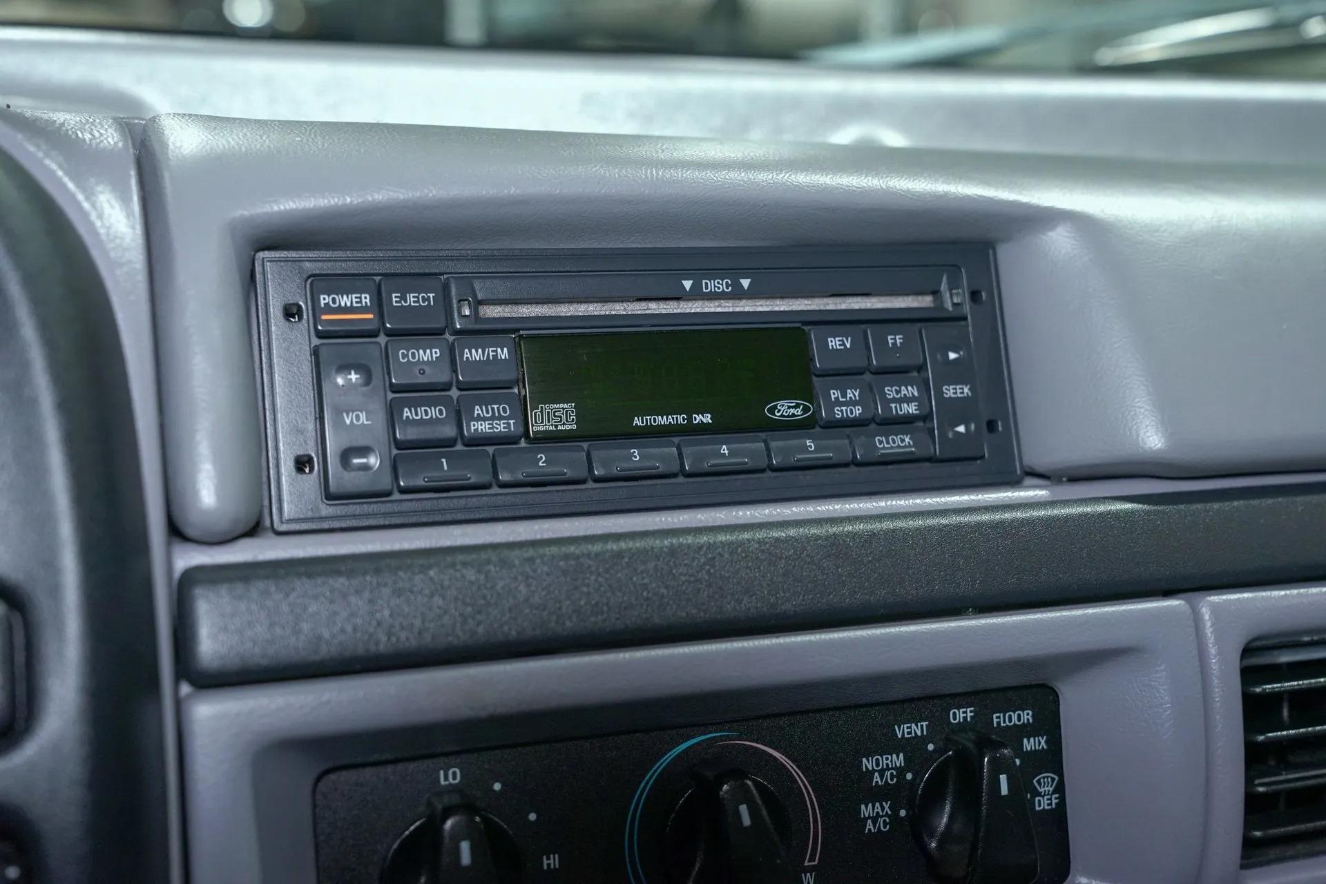 1997 Ford F-250 XLT HD