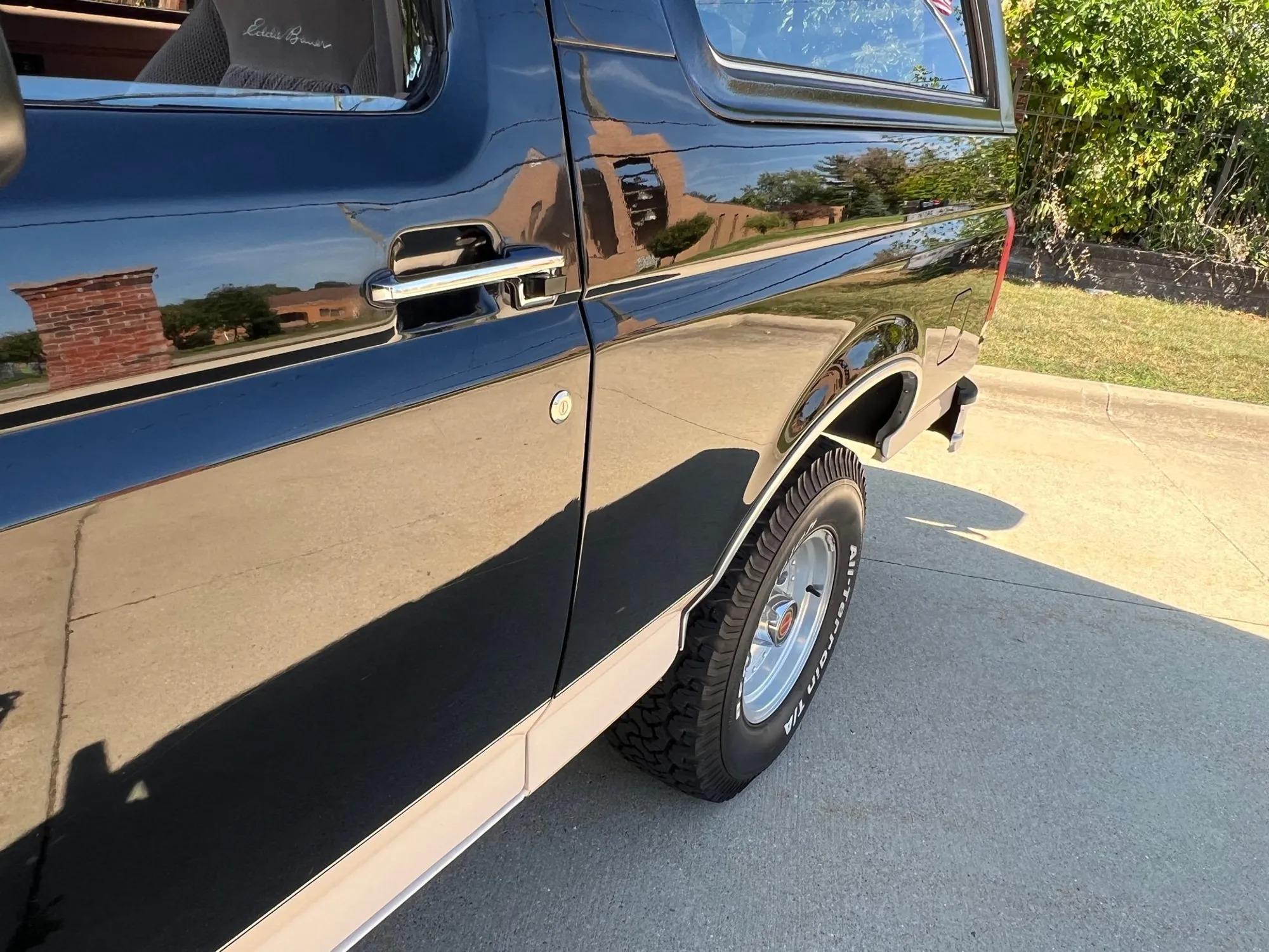 1993 Ford Bronco Eddie Bauer