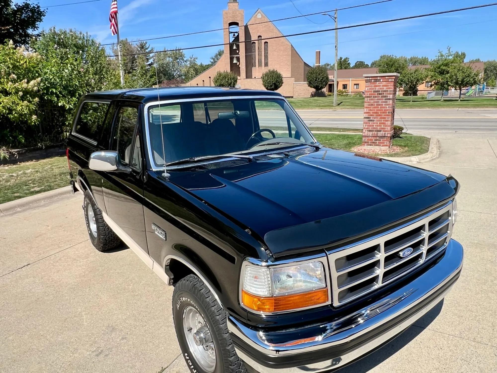 1993 Ford Bronco Eddie Bauer