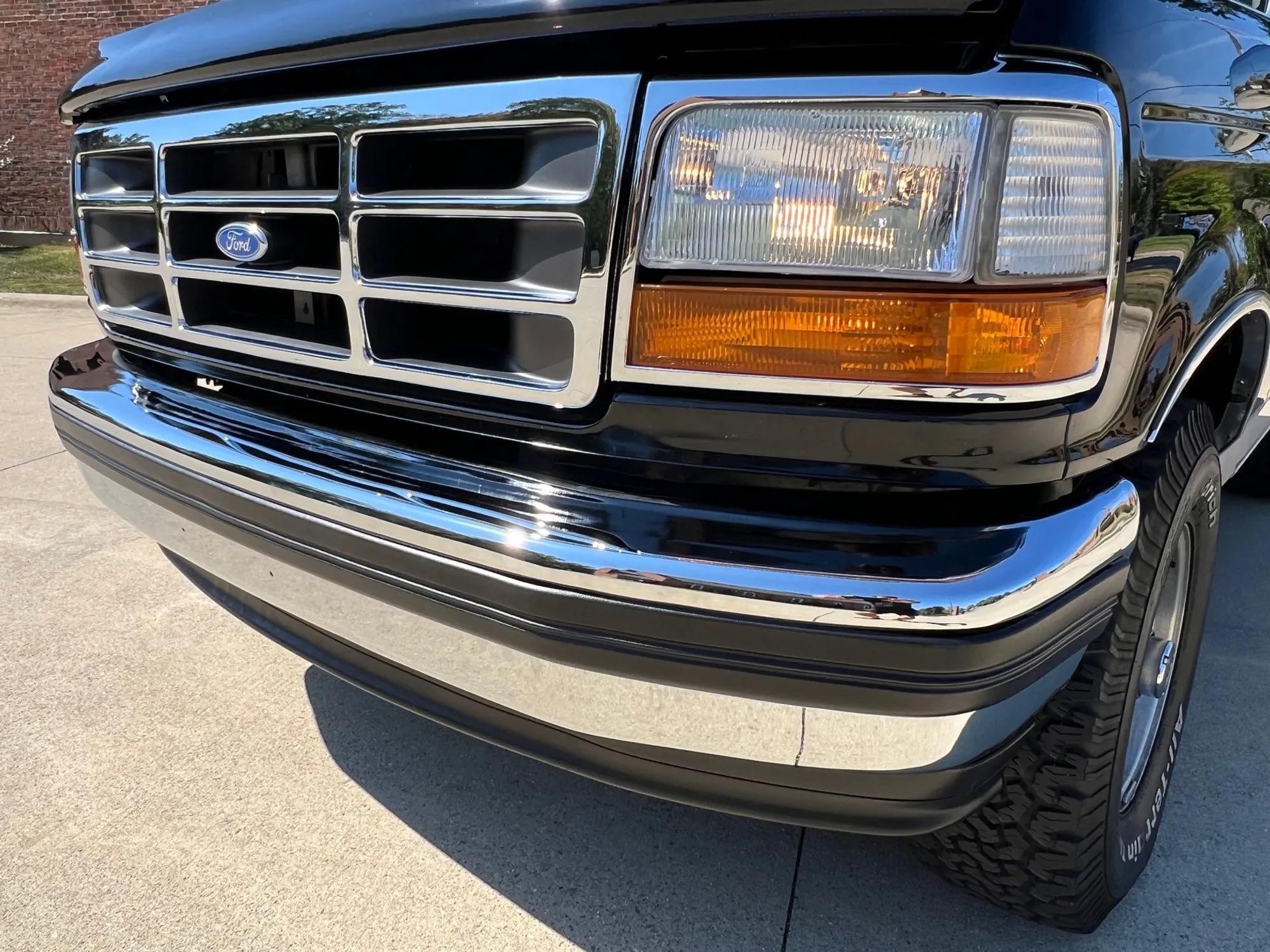 1993 Ford Bronco Eddie Bauer