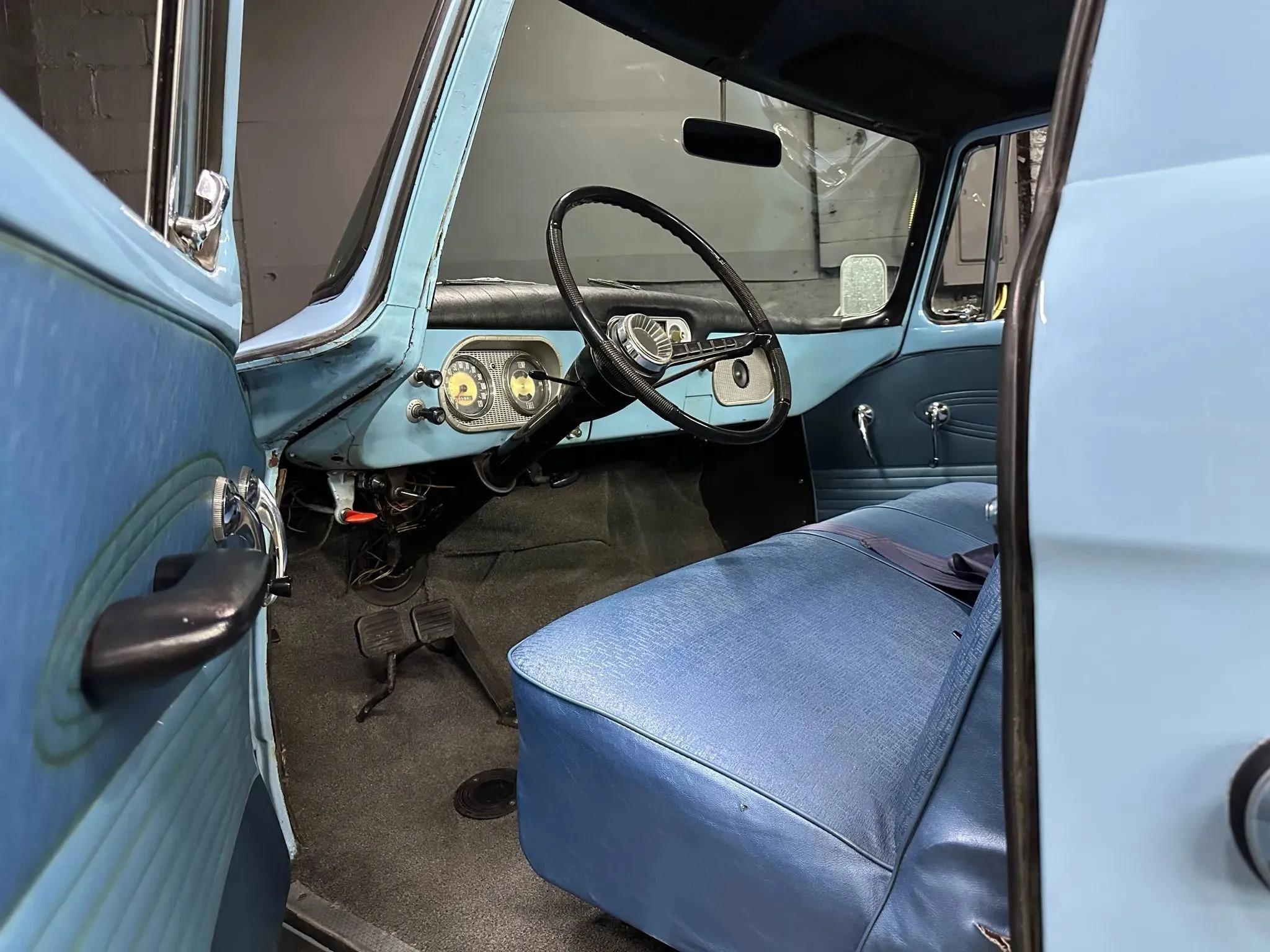 1962 Studebaker Champ - 2