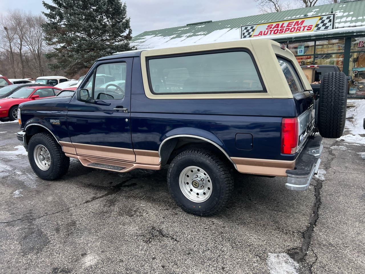 1995 Ford Bronco Eddie Bauer - 4