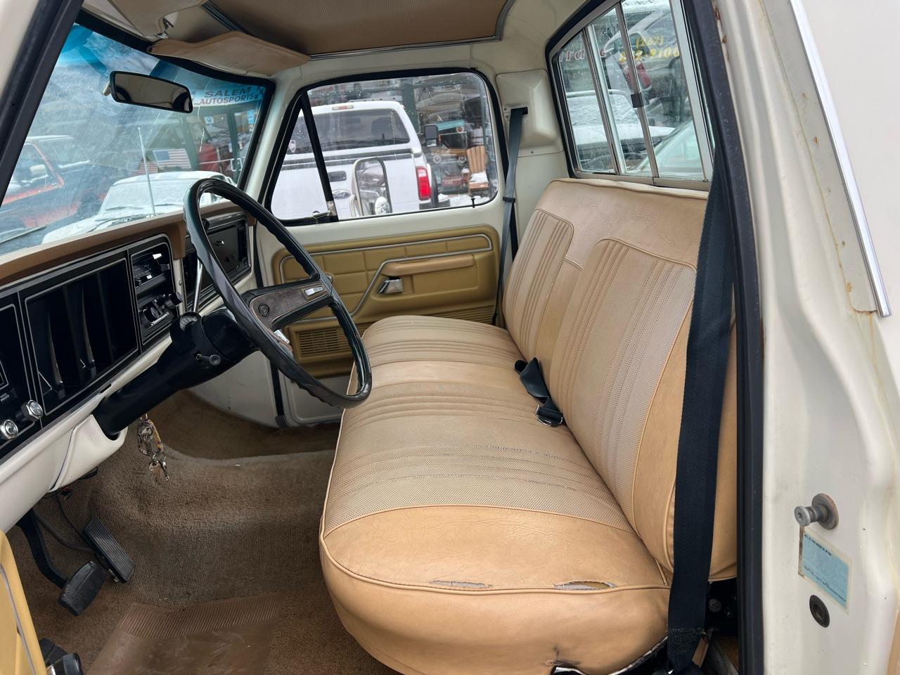 1977 Ford F-350 Ranger Camper Special