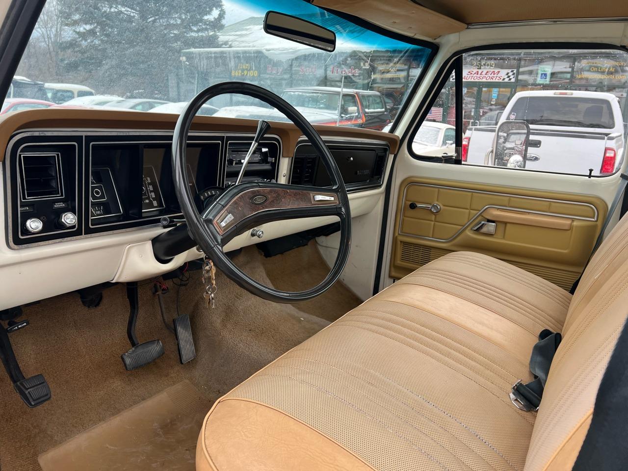 1977 Ford F-350 Ranger Camper Special