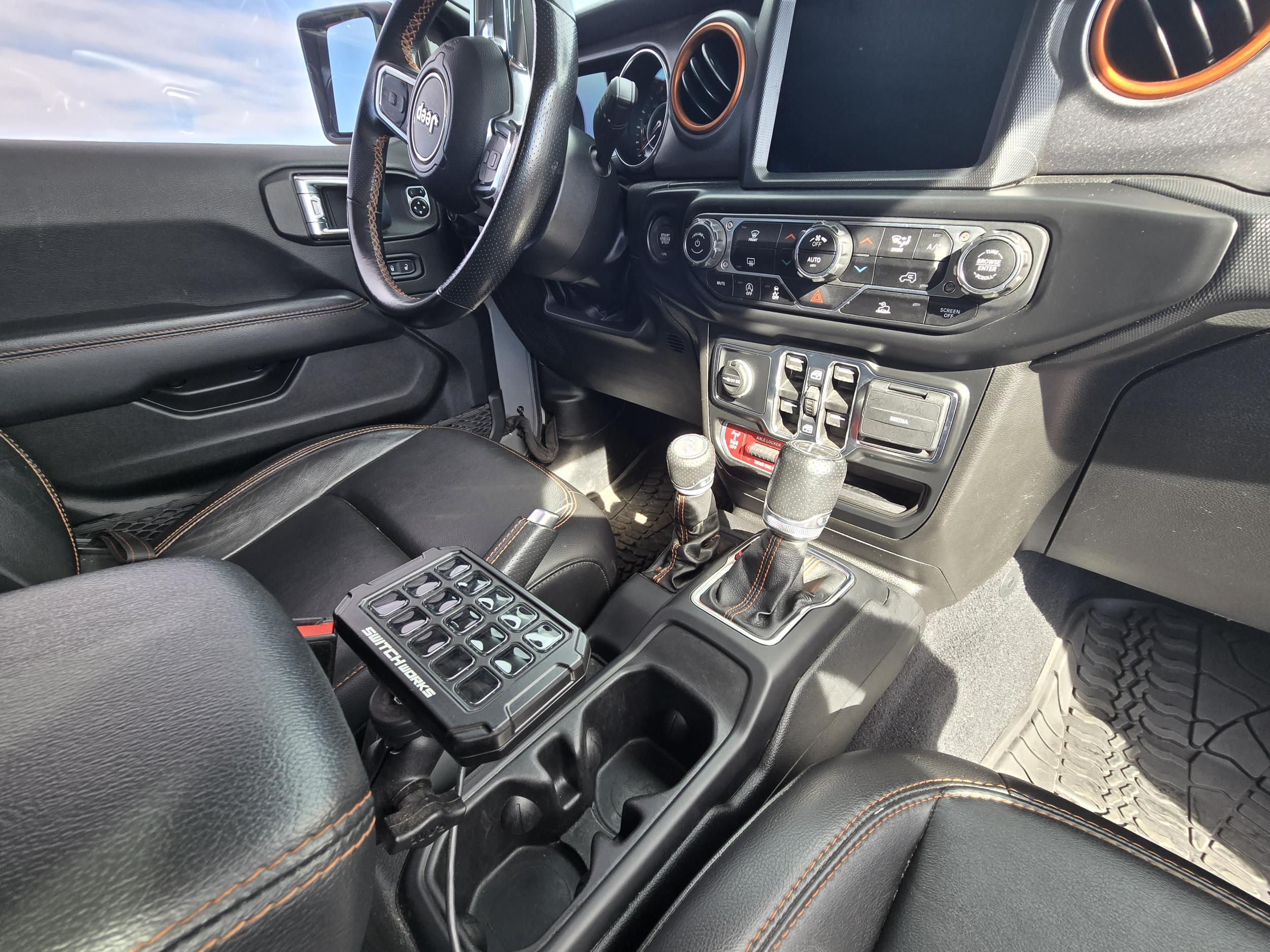 Modified 2022 Jeep Gladiator Mojave 4×4