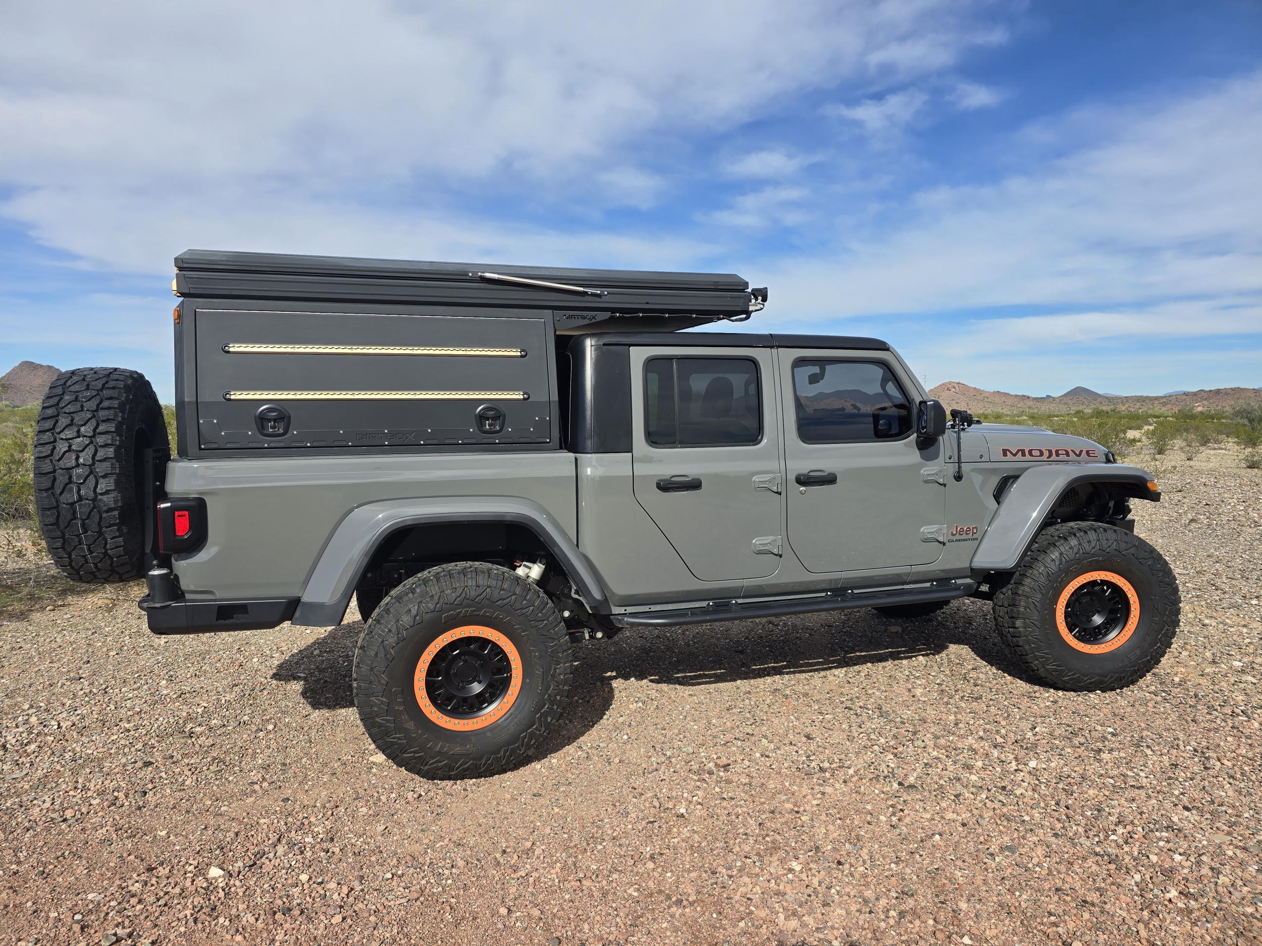 Modified 2022 Jeep Gladiator Mojave 4×4 - 5