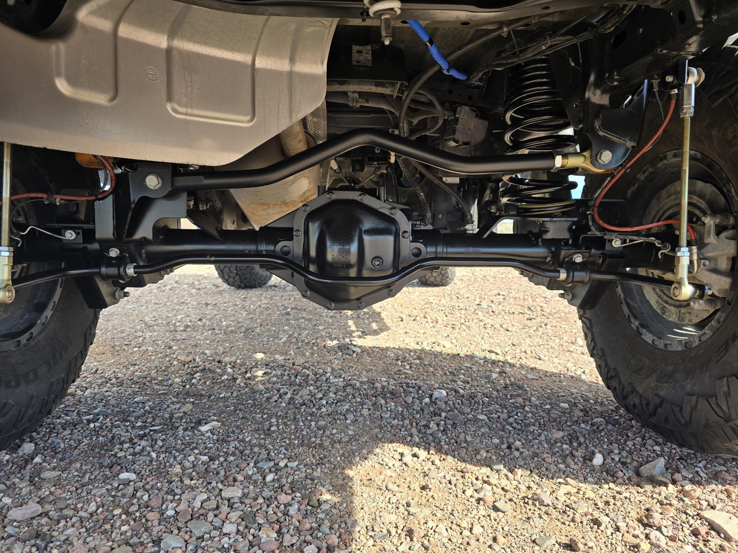 Modified 2022 Jeep Gladiator Mojave 4×4