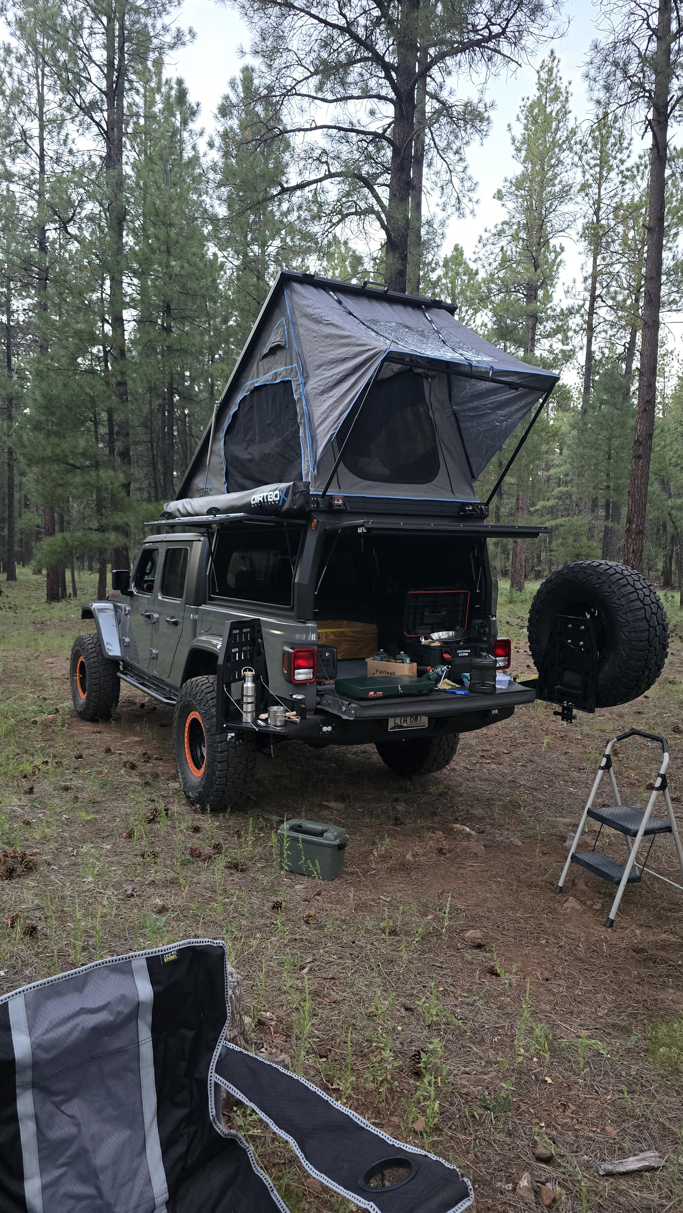 Modified 2022 Jeep Gladiator Mojave 4×4