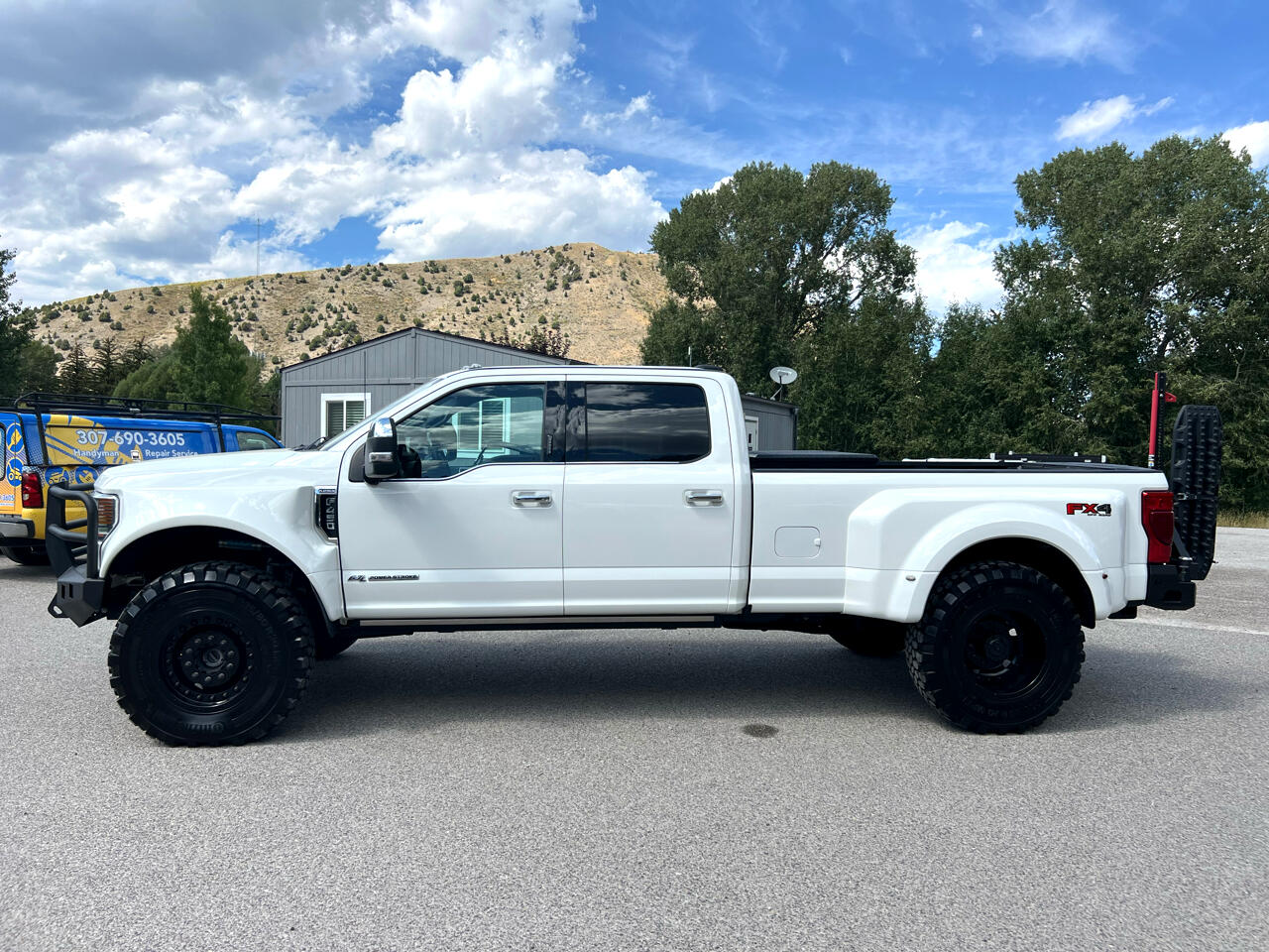 2022 Ford F-450 Super Duty Platinum - 2