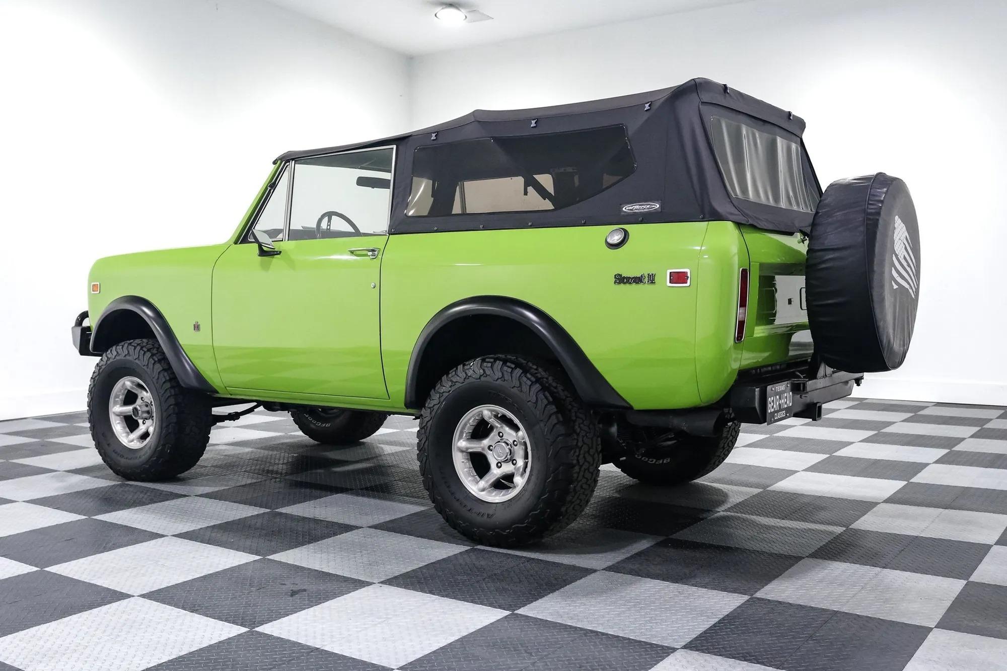 1972 International Scout II - 5