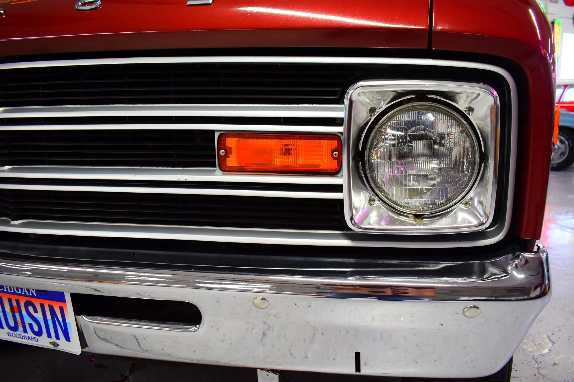 48k-Mile 1978 Dodge Tradesman 200 Van