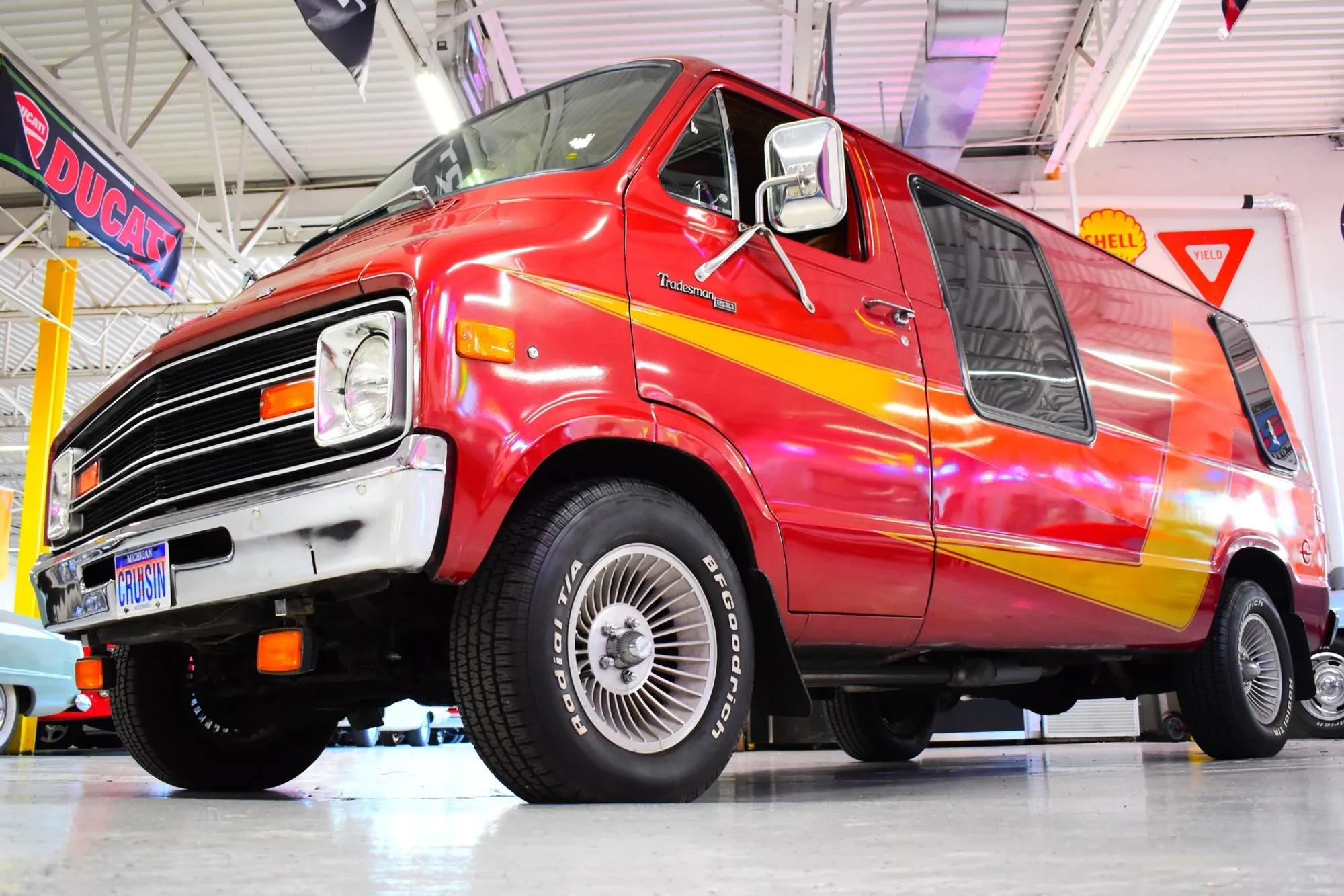 48k-Mile 1978 Dodge Tradesman 200 Van