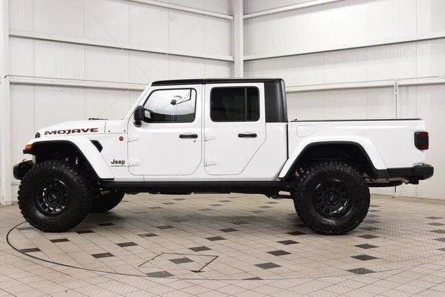 2023 Jeep Gladiator Mojave - 2