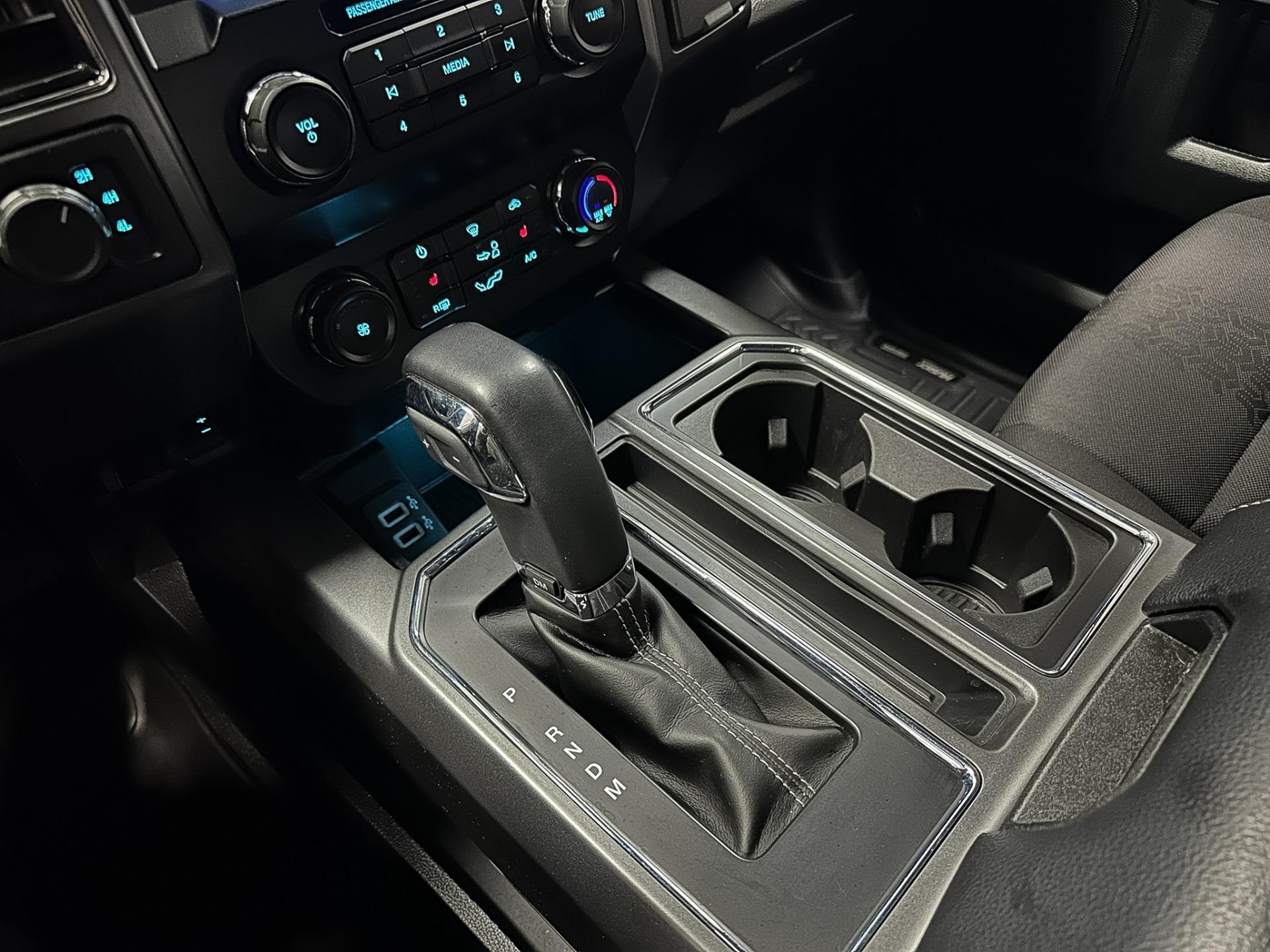 2019 Ford F150 SuperCrew Cab XLT