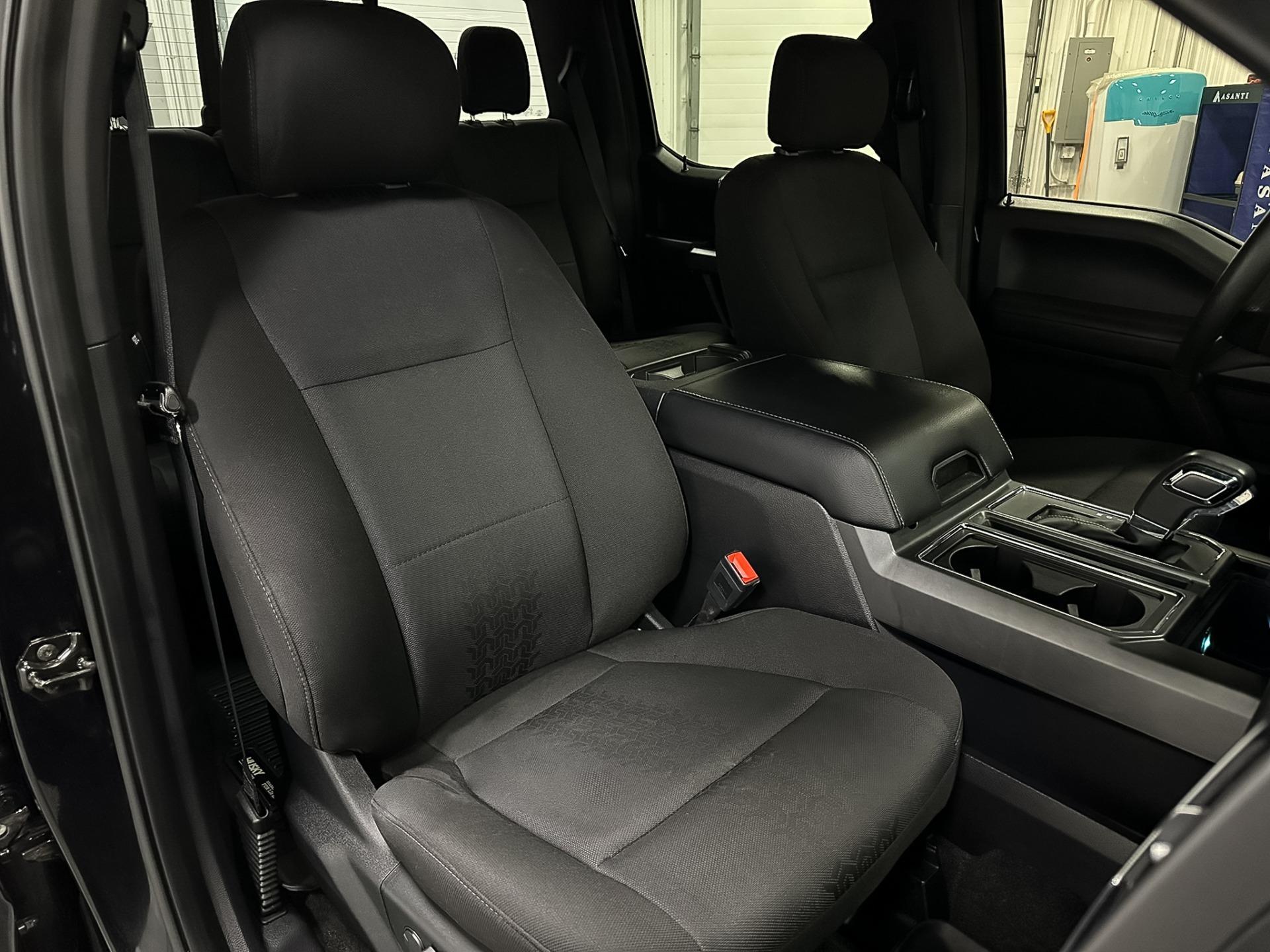 2019 Ford F150 SuperCrew Cab XLT