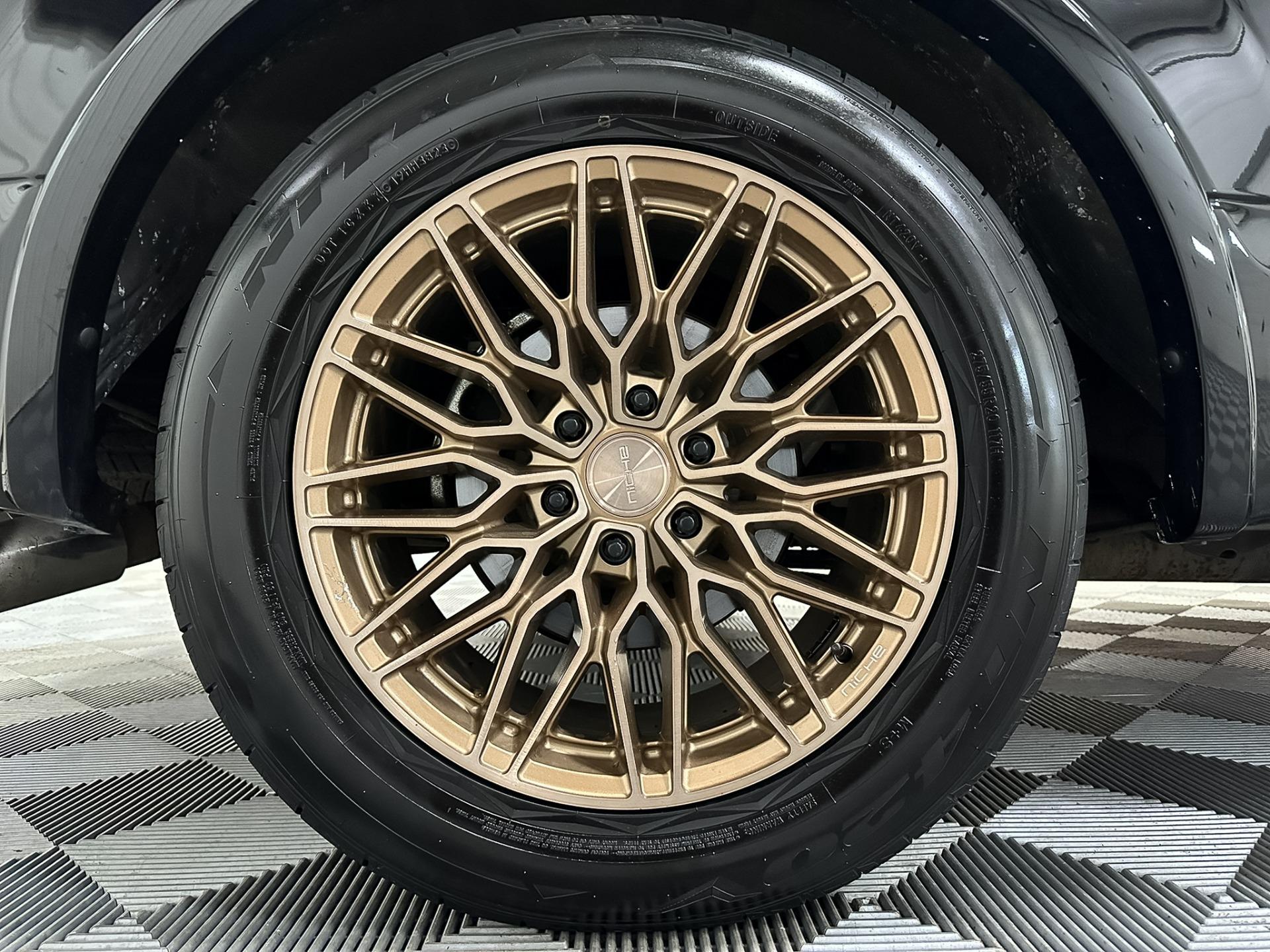 2019 Ford F150 SuperCrew Cab XLT