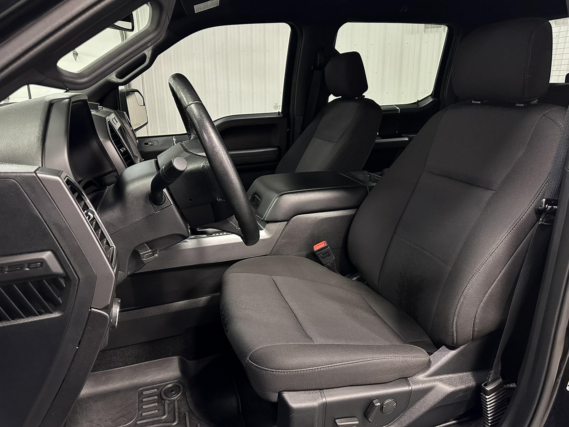2019 Ford F150 SuperCrew Cab XLT