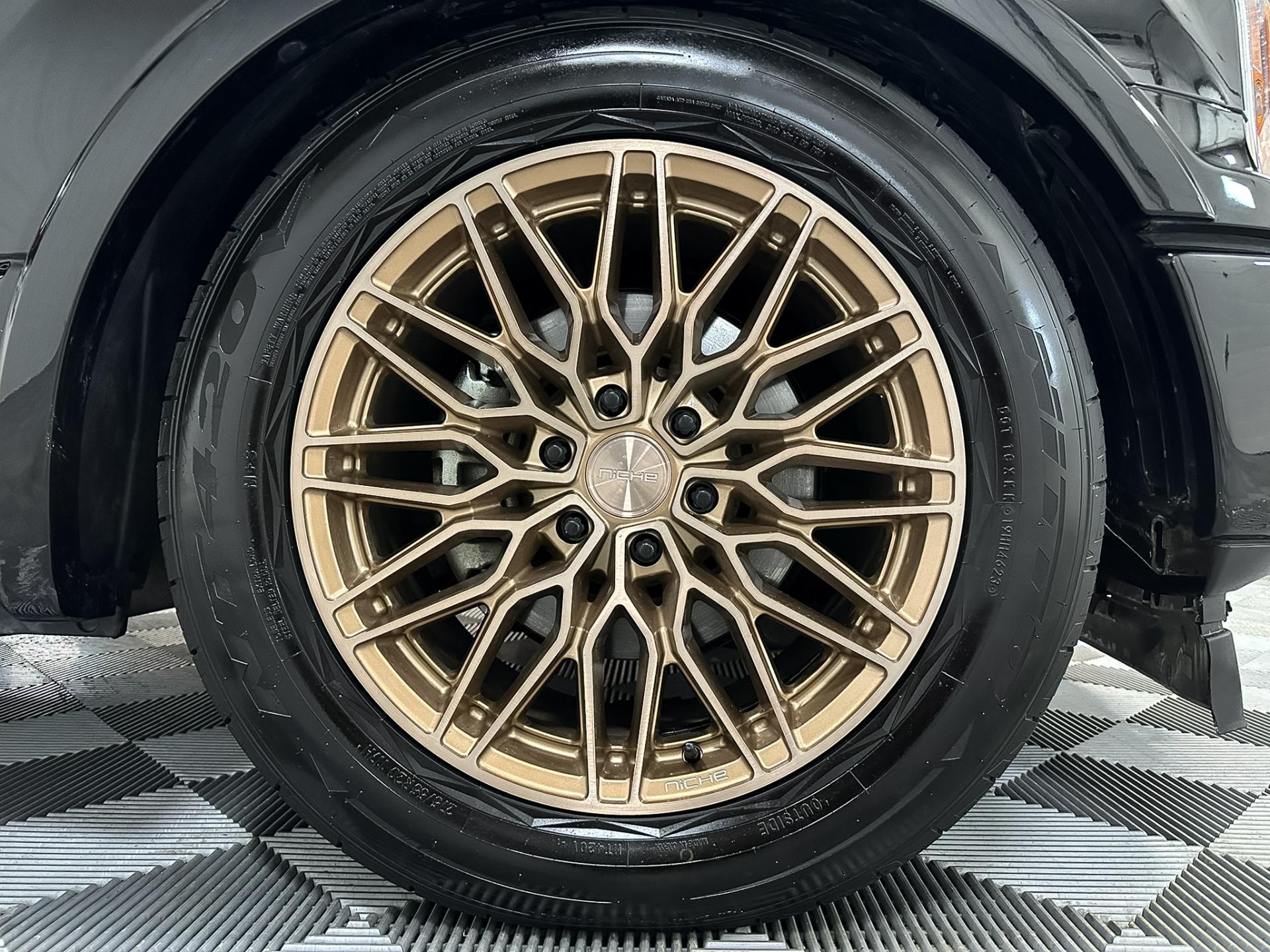 2019 Ford F150 SuperCrew Cab XLT