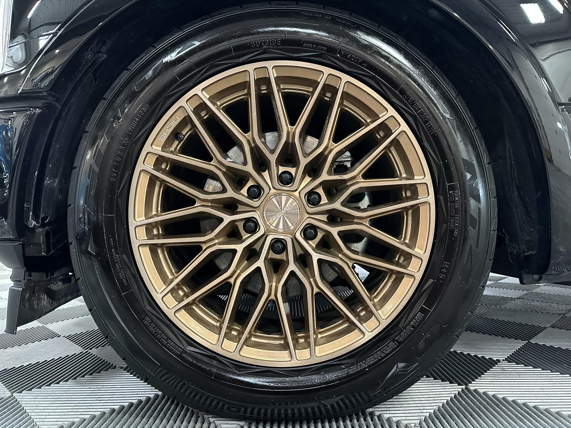 2019 Ford F150 SuperCrew Cab XLT