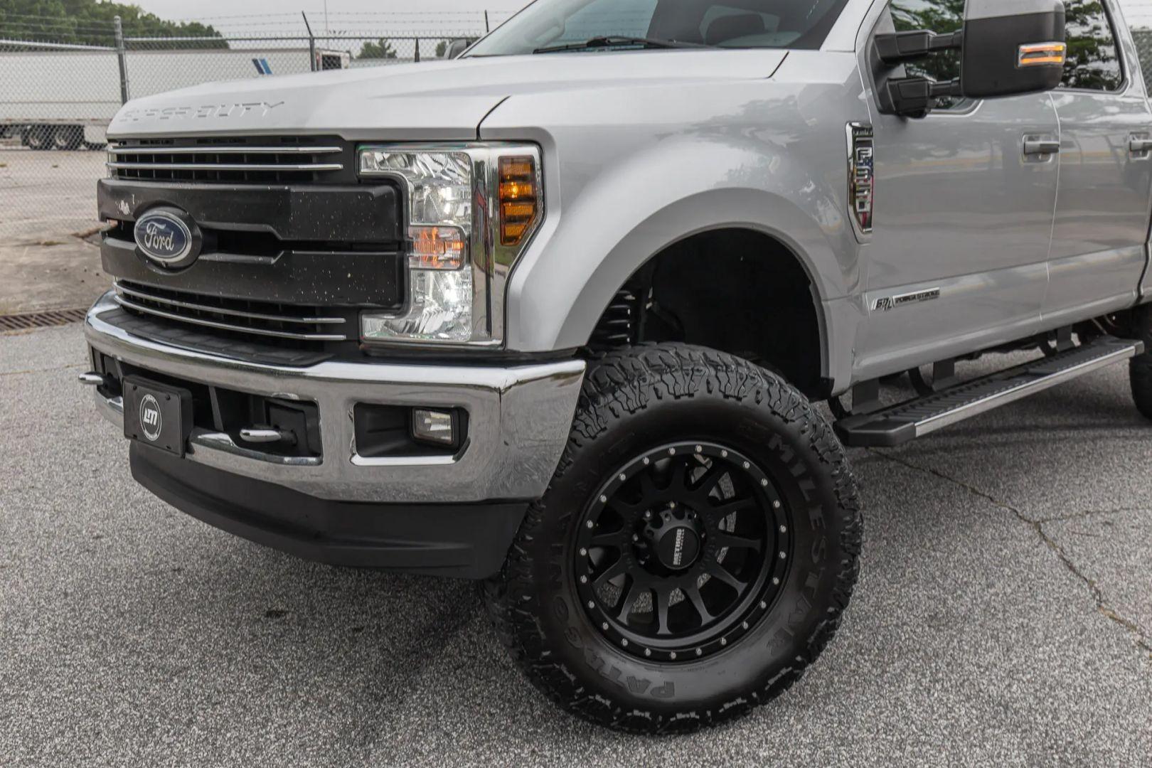 2019 Ford F-350 Super Duty Lariat