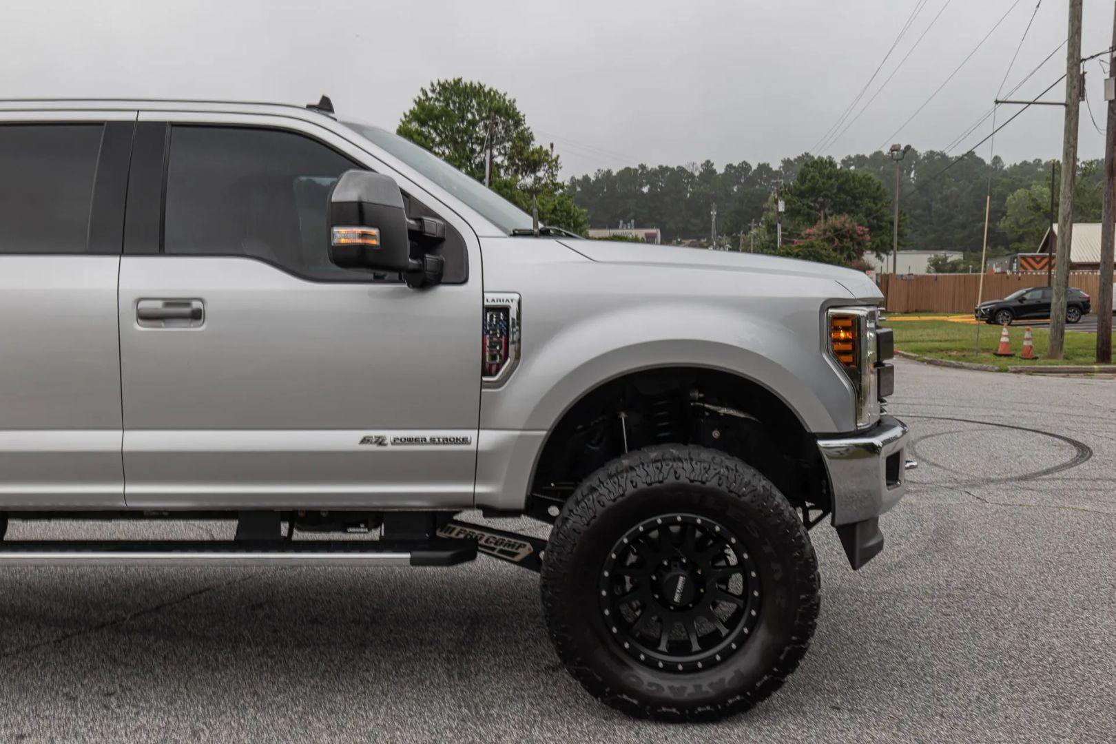 2019 Ford F-350 Super Duty Lariat - 4