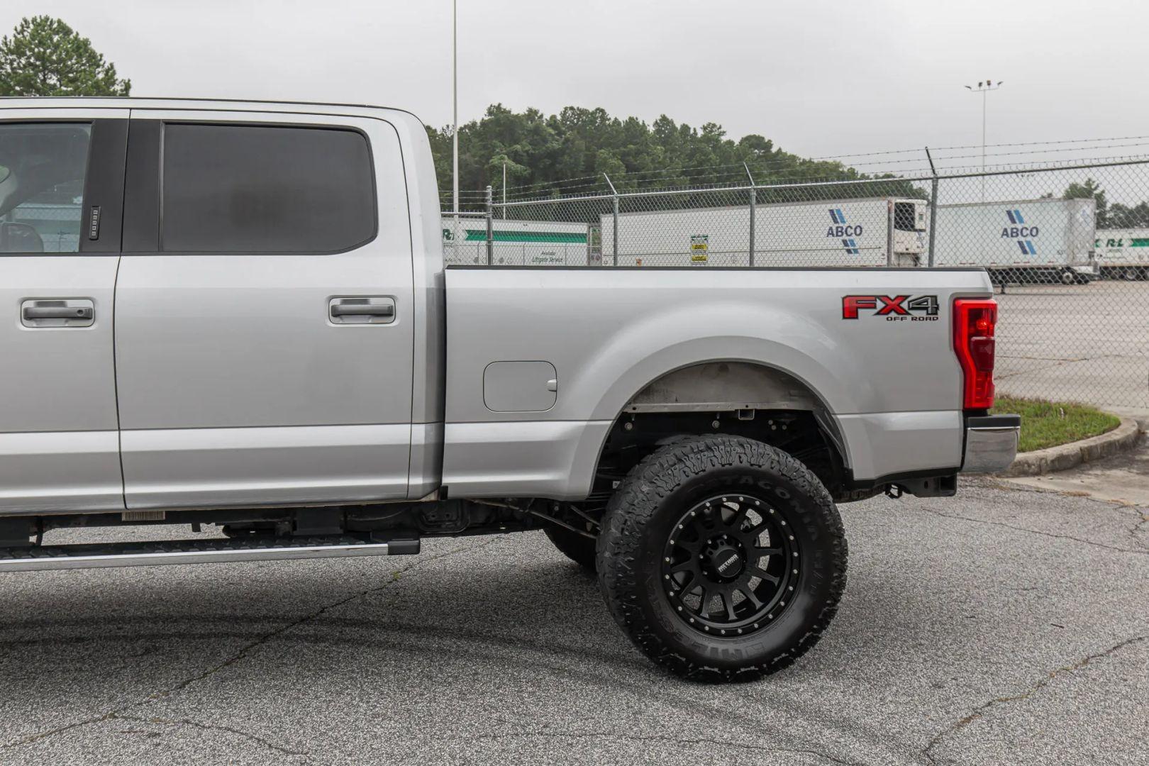 2019 Ford F-350 Super Duty Lariat
