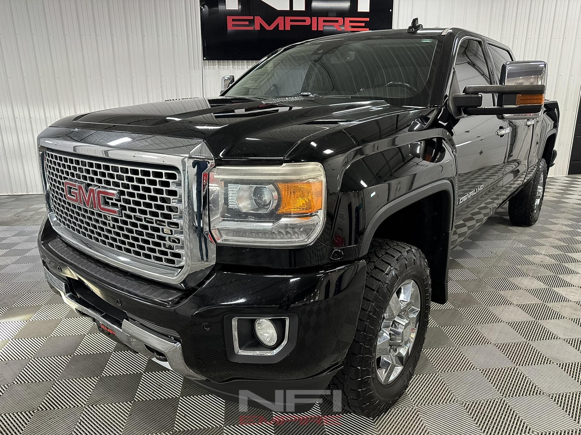 2015 GMC Sierra 2500 HD Denali - 2