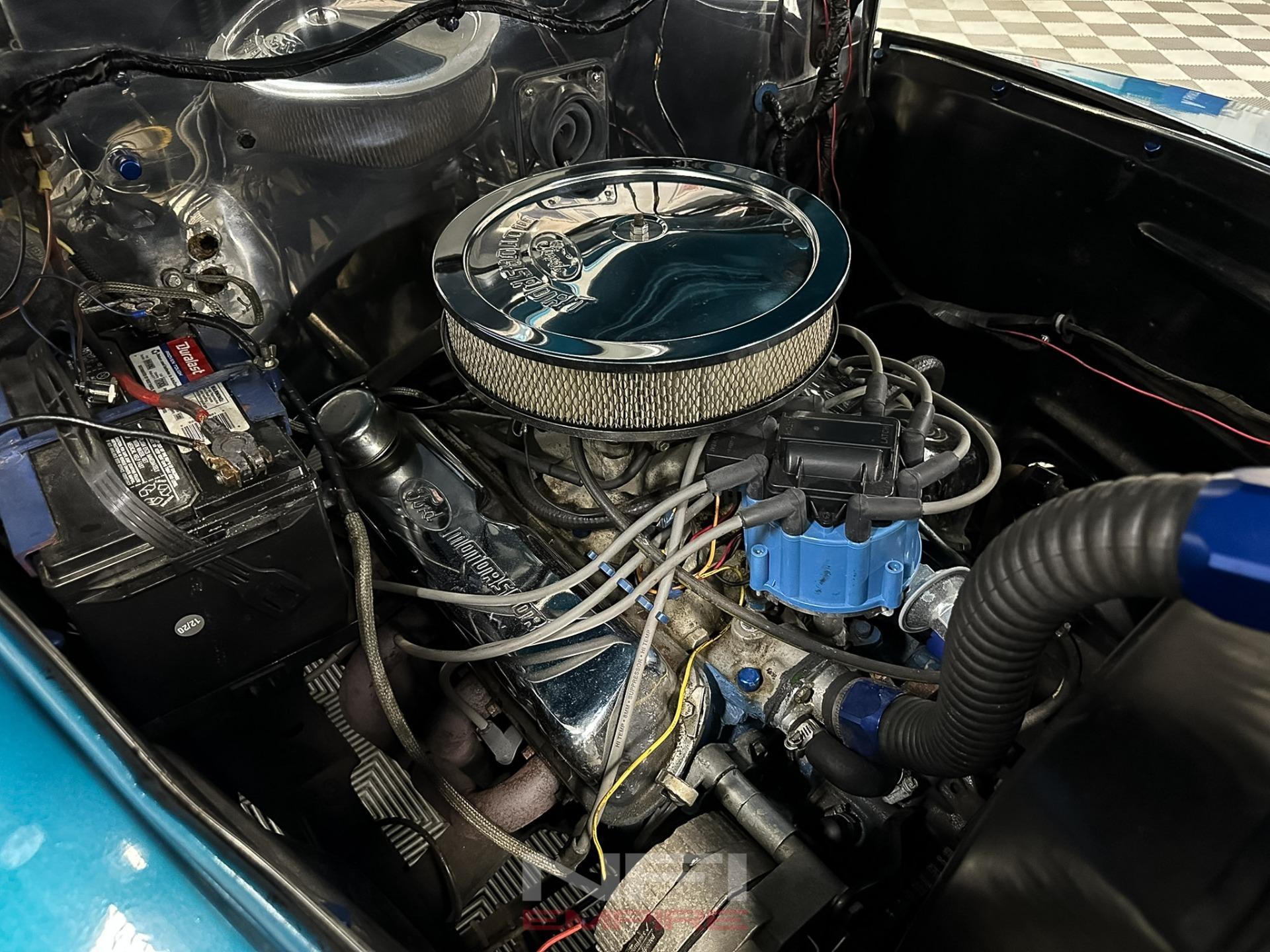 1951 Ford F2 Dump Truck