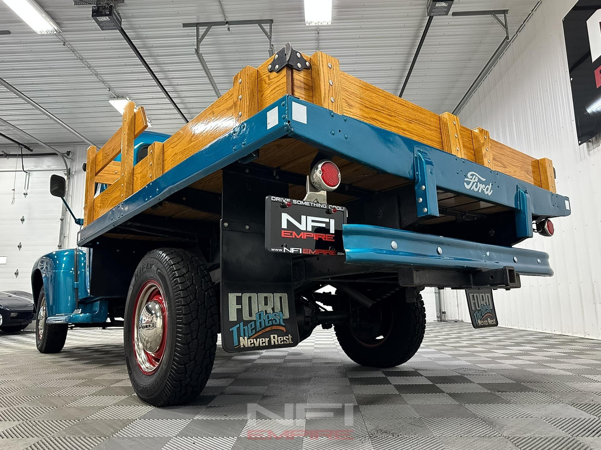 1951 Ford F2 Dump Truck