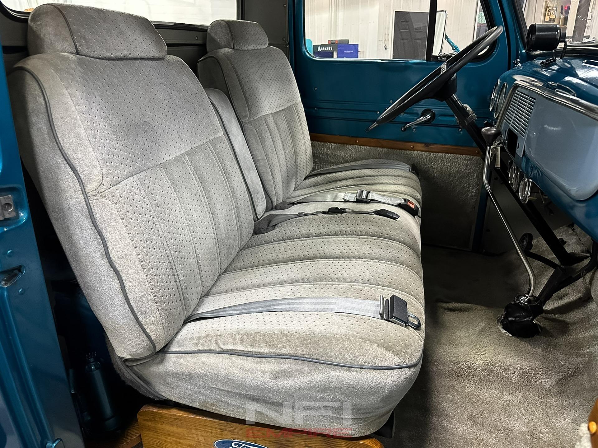 1951 Ford F2 Dump Truck