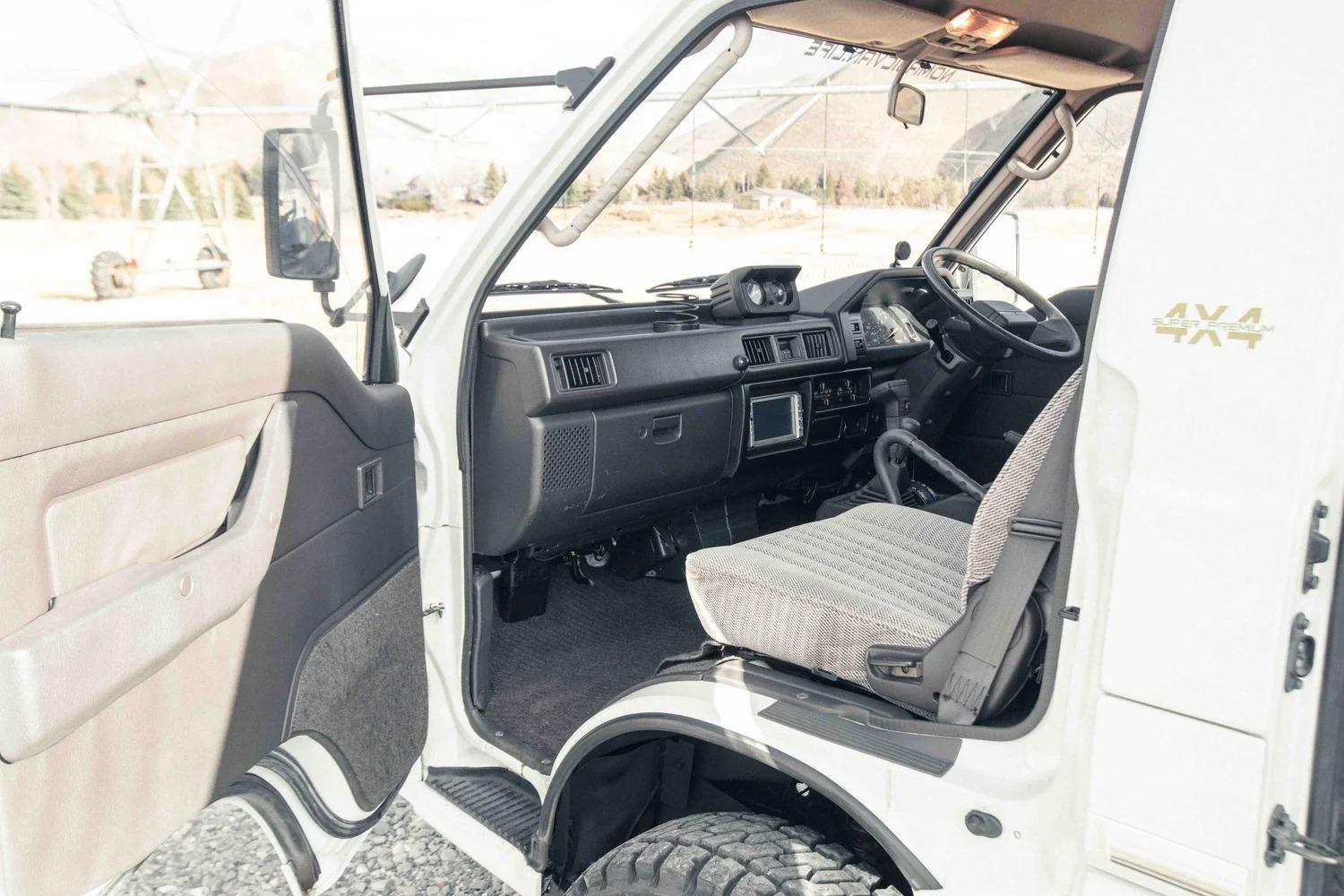 1993 Delica L300 Star Wagon Reimo