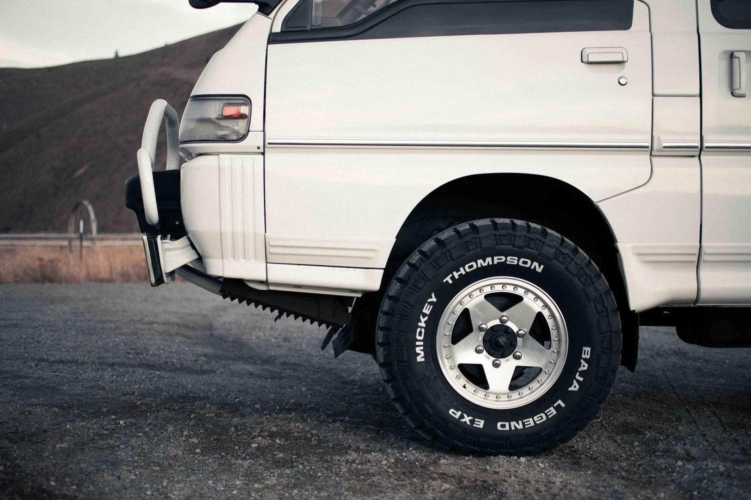 1993 Delica L300 Star Wagon Reimo