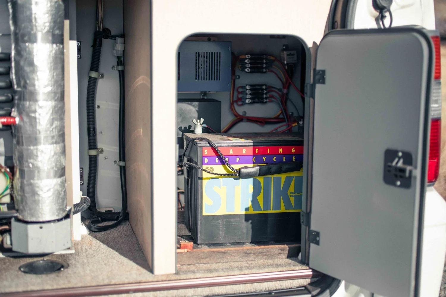 1993 Delica L300 Star Wagon Reimo