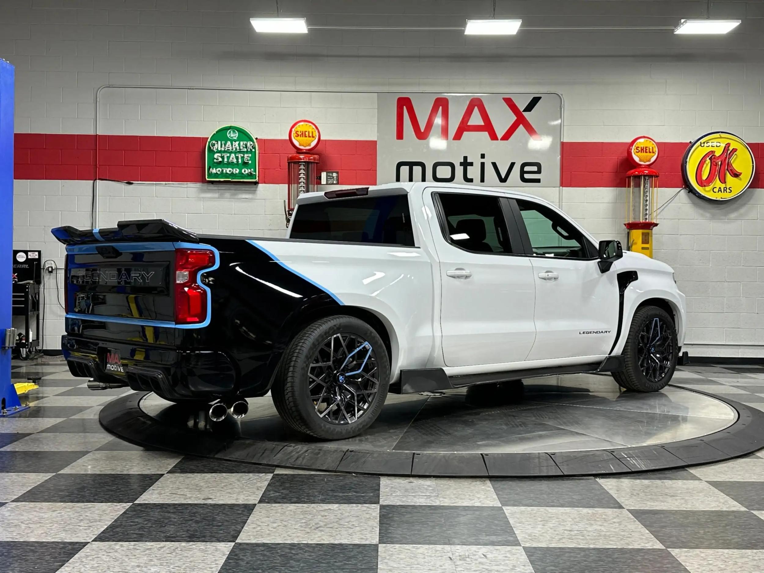 2023 Chevy Silverado 1500 RST Legendary #001