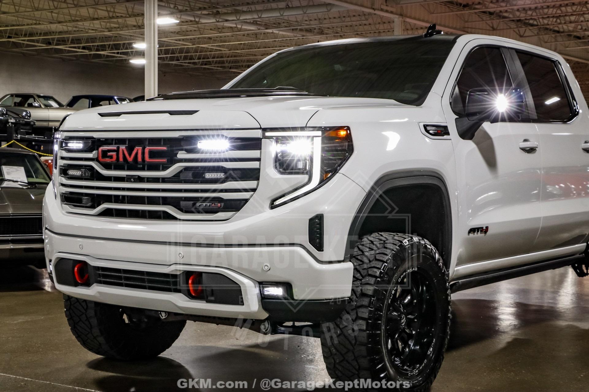 2023 GMC Sierra 1500 AT4