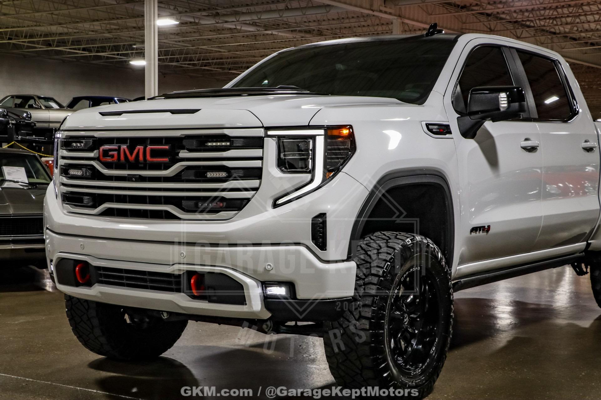 2023 GMC Sierra 1500 AT4