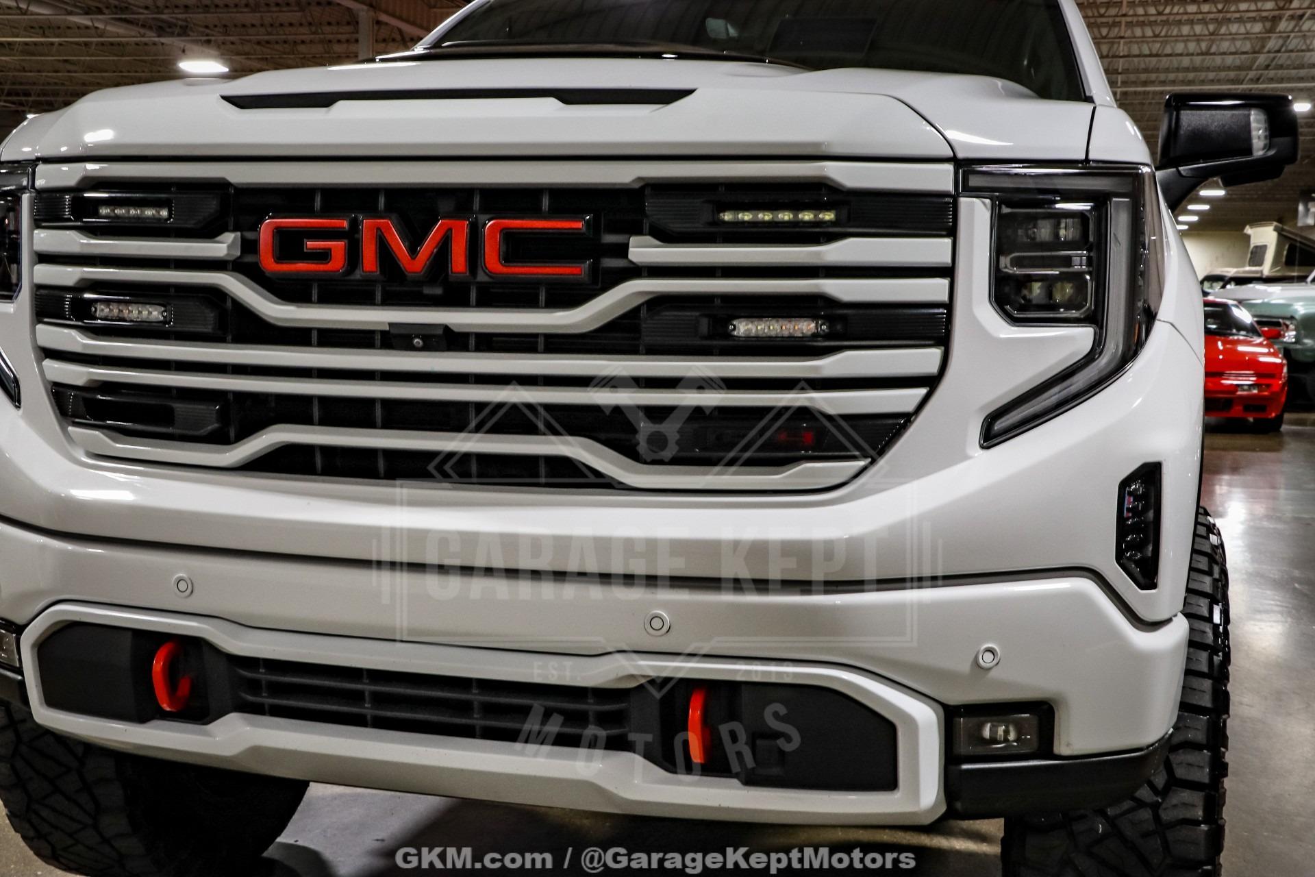 2023 GMC Sierra 1500 AT4