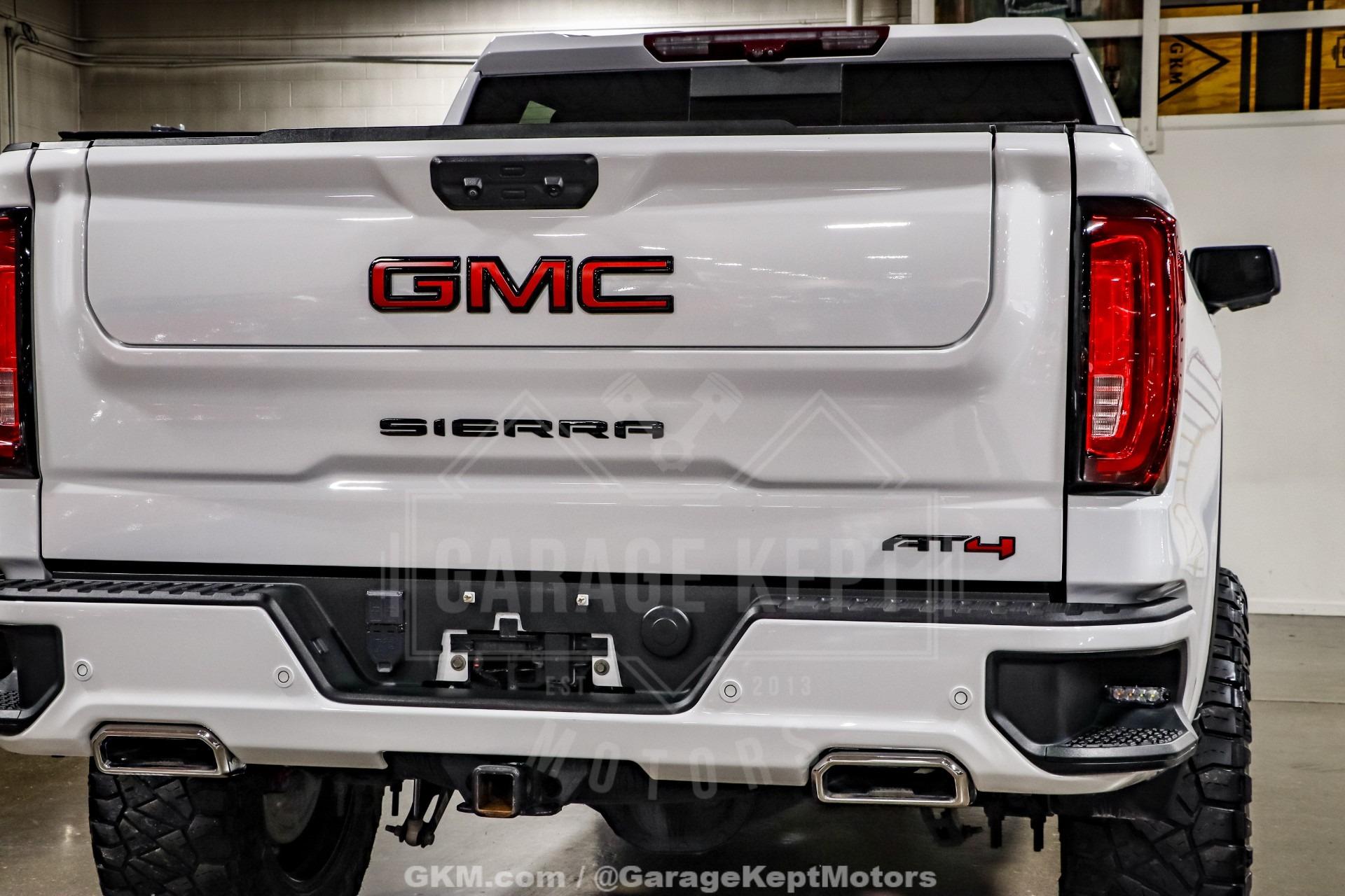 2023 GMC Sierra 1500 AT4